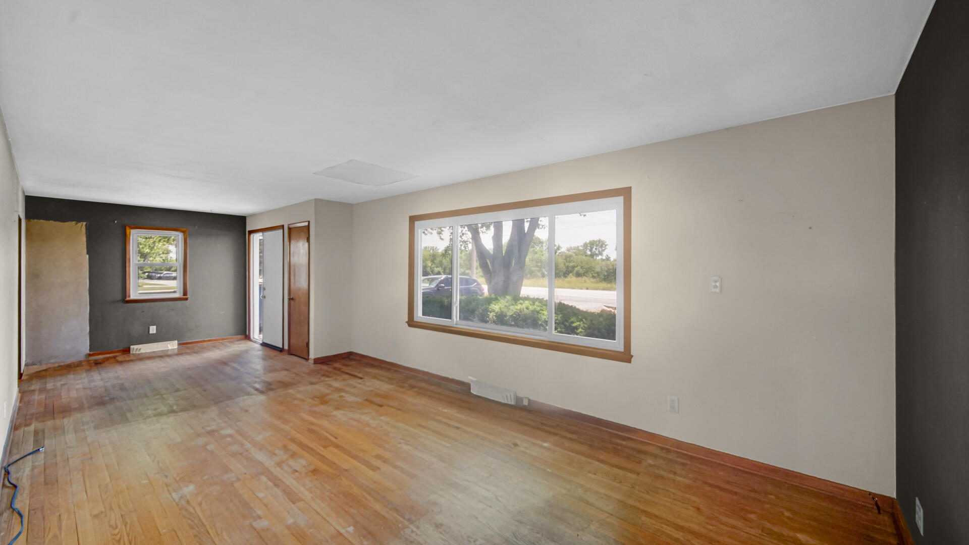 15611 Grant Street, Crown Point, IN 46307; Image #6