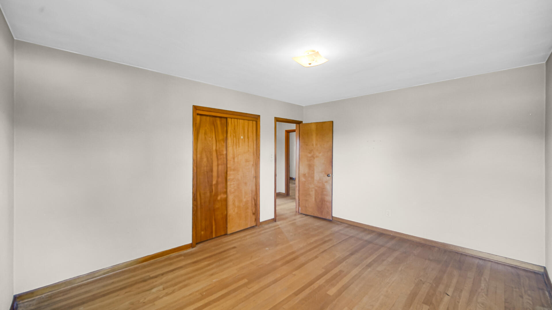 15611 Grant Street, Crown Point, IN 46307; Image #8