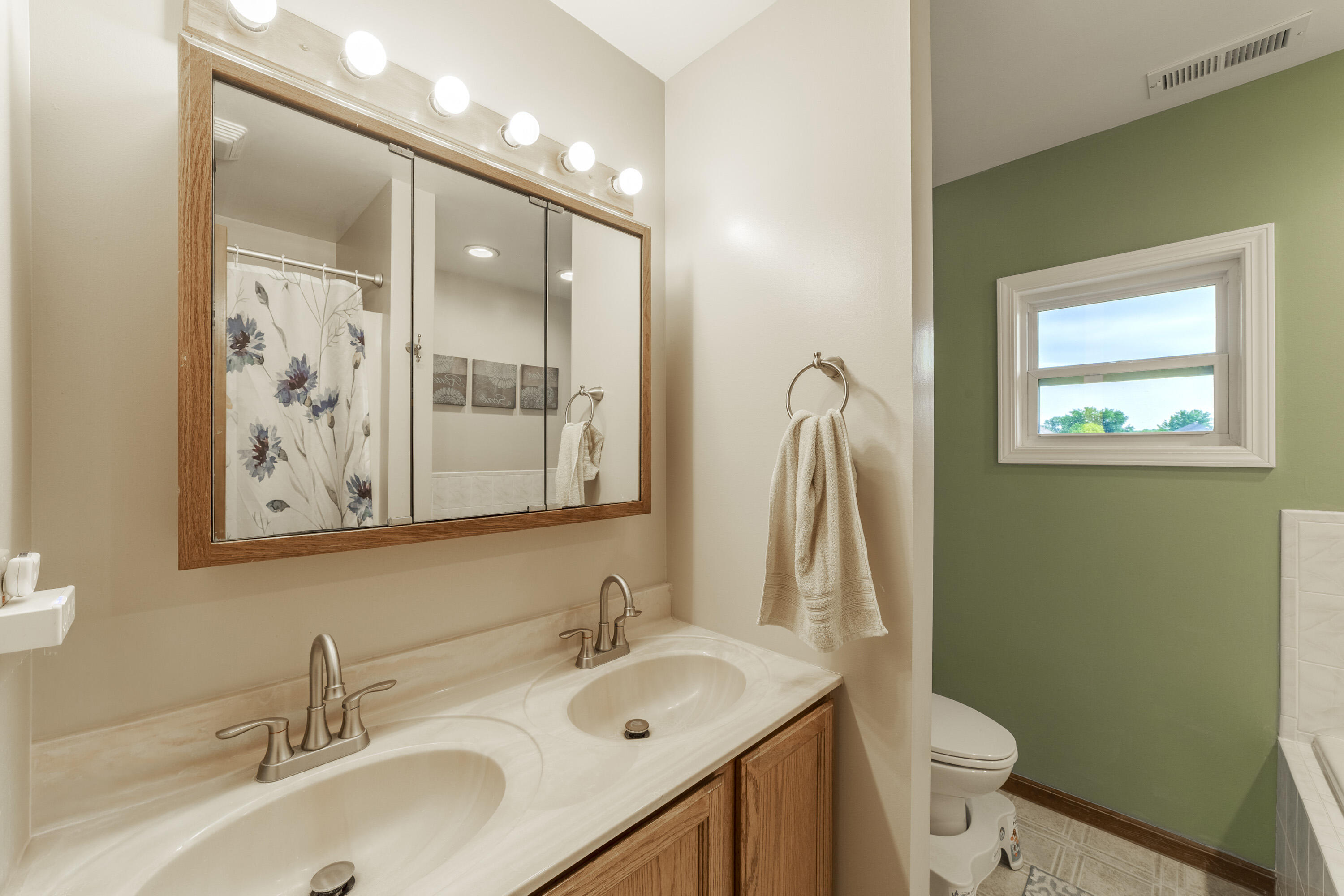 6330 Savannah Avenue, Portage, IN 46368; Image #24