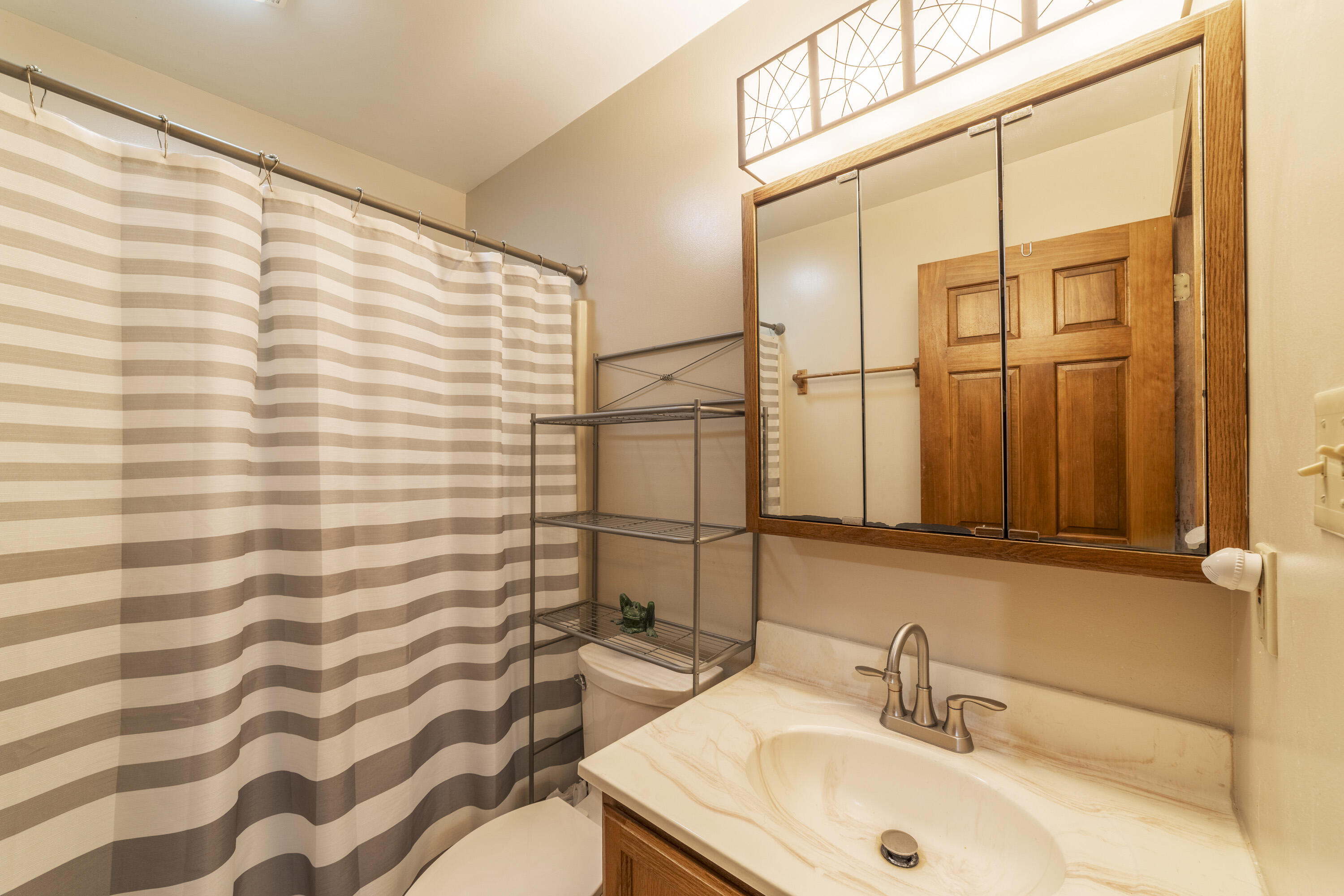 6330 Savannah Avenue, Portage, IN 46368; Image #31