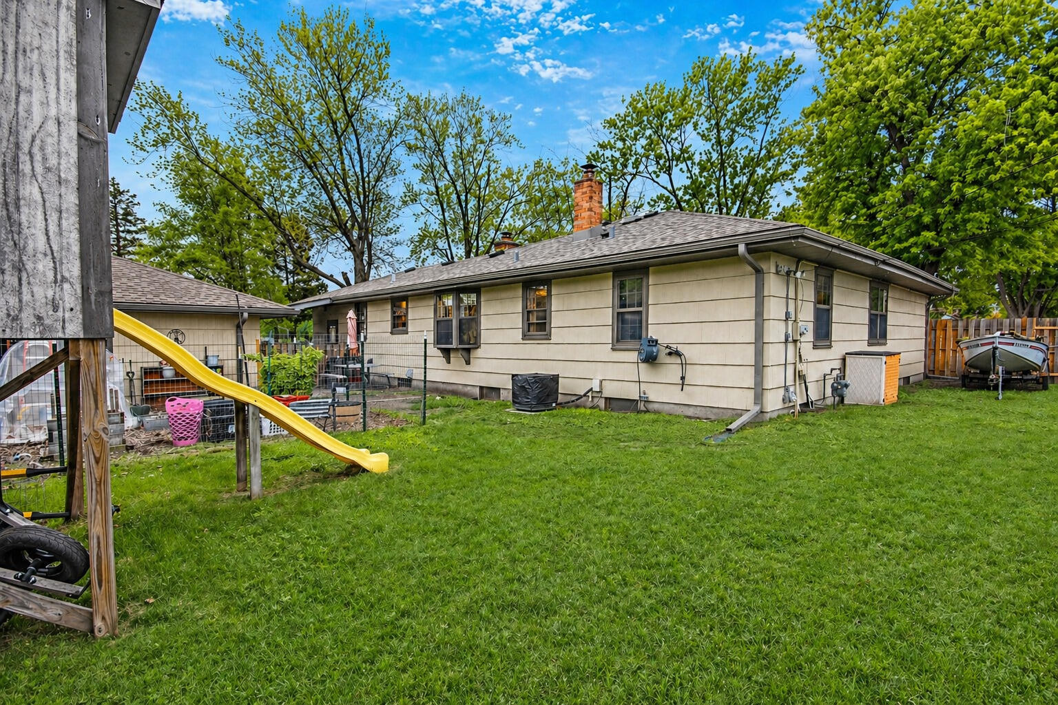 8845 Grace Street, Highland, IN 46322; Image #23