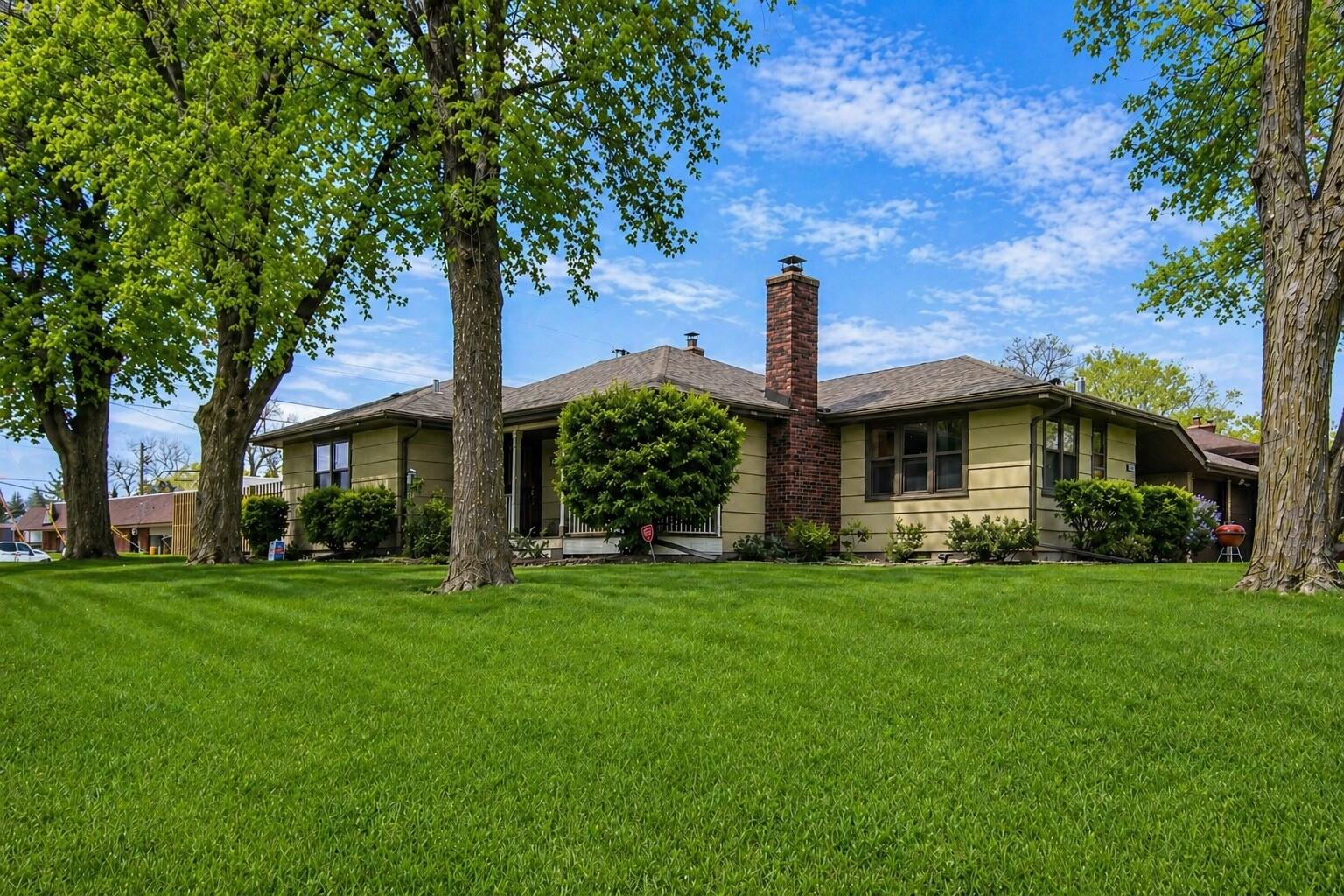 8845 Grace Street, Highland, IN 46322; Image #3