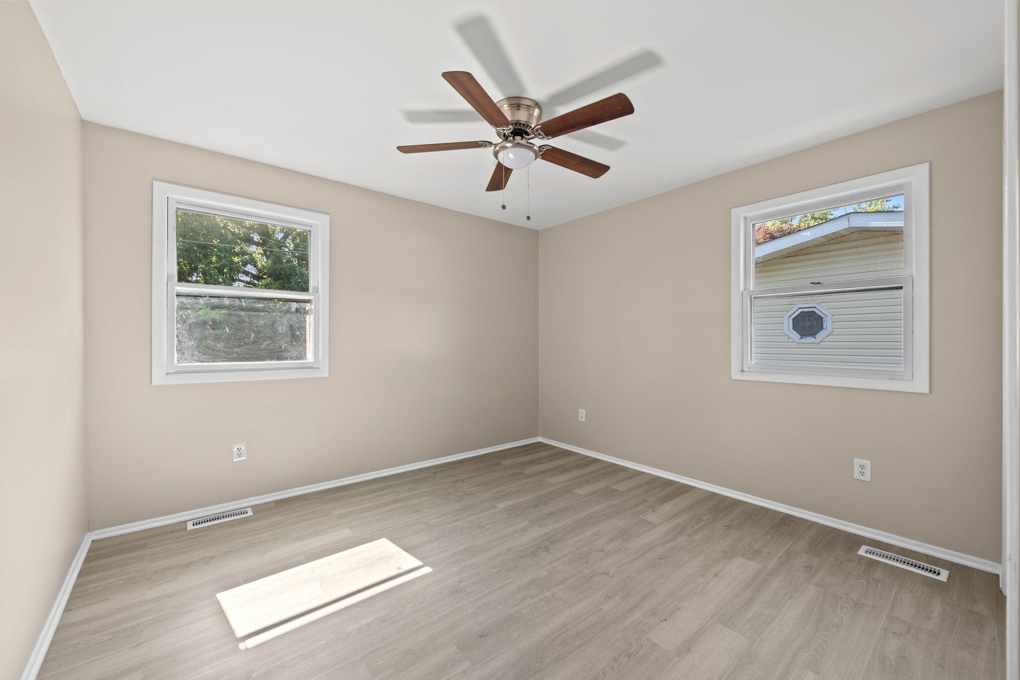 504 Robyn Road, Valparaiso, IN 46385; Image #10