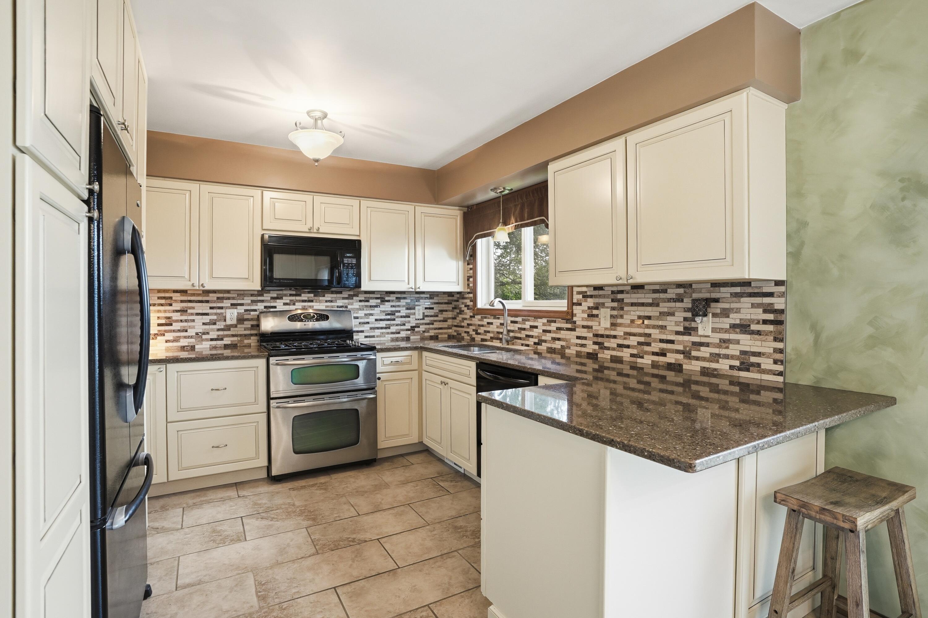 12042 W 103rd Court, St. John, IN 46373; Image #8