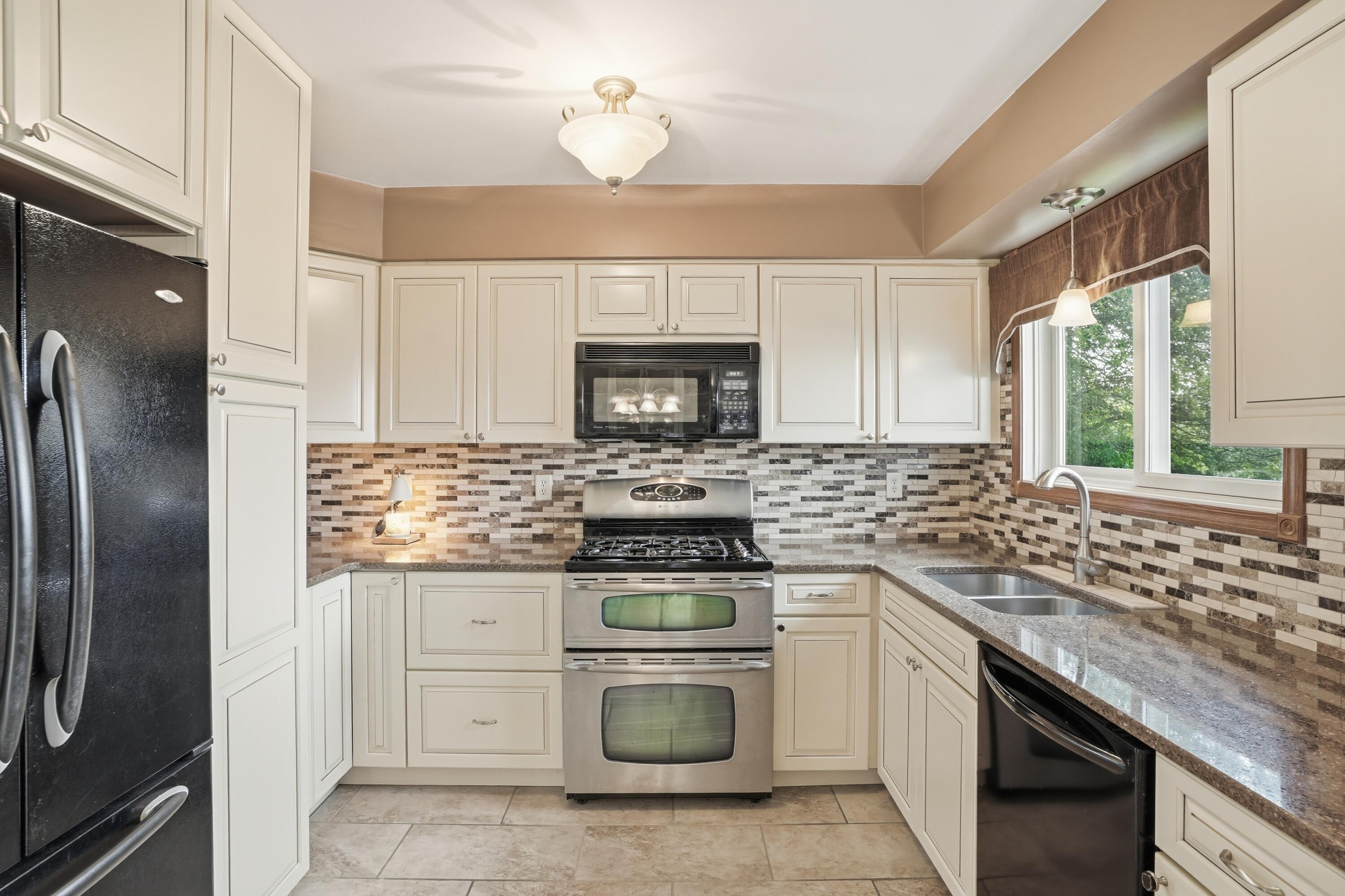 12042 W 103rd Court, St. John, IN 46373; Image #9