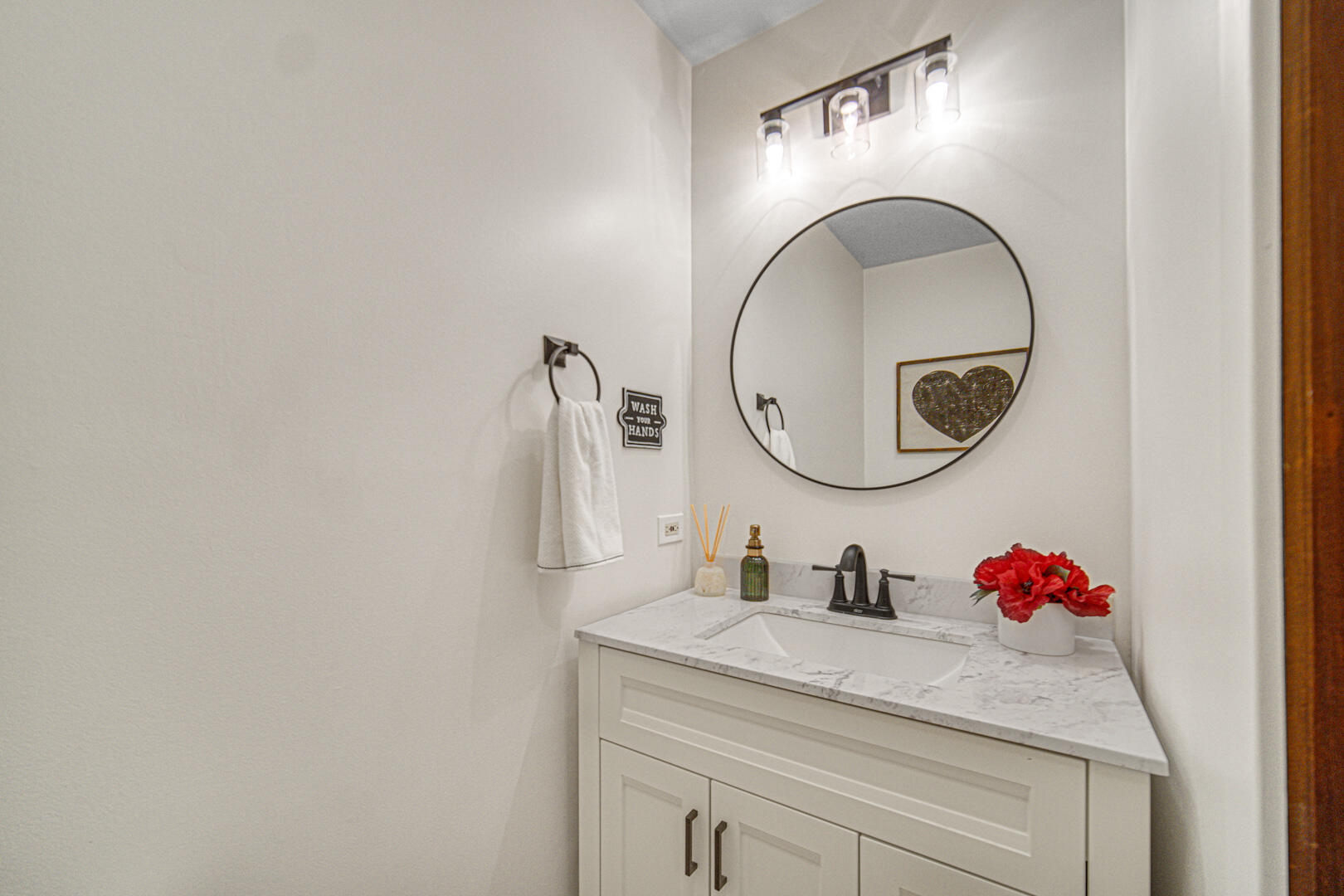 10031 Northcote Court, St. John, IN 46373; Image #17
