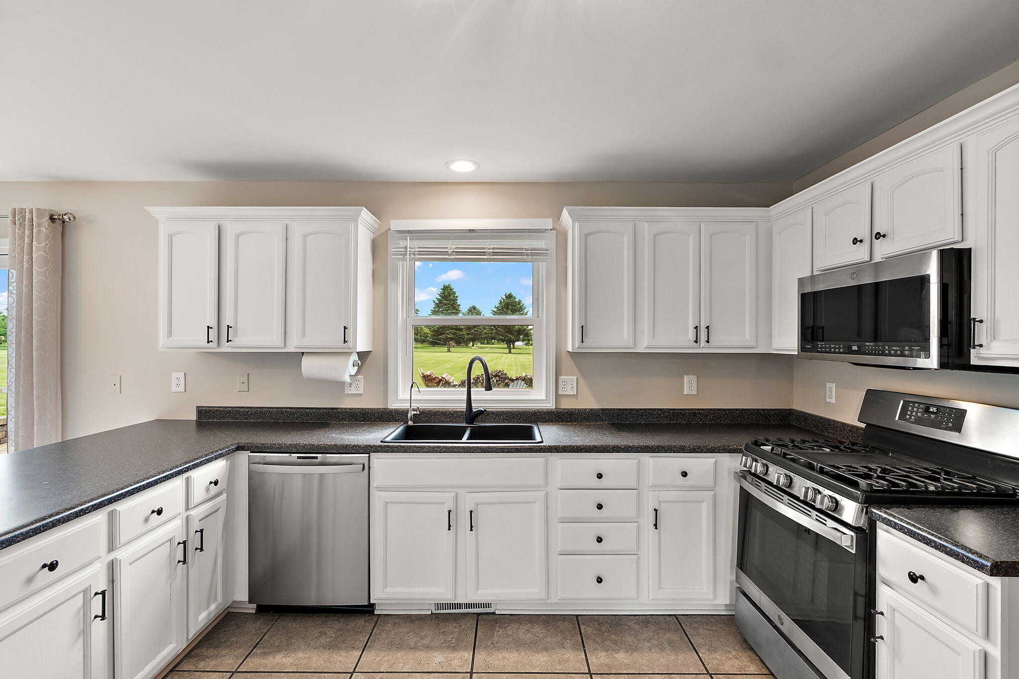 4489 E 101st Avenue, Crown Point, IN 46307; Image #17