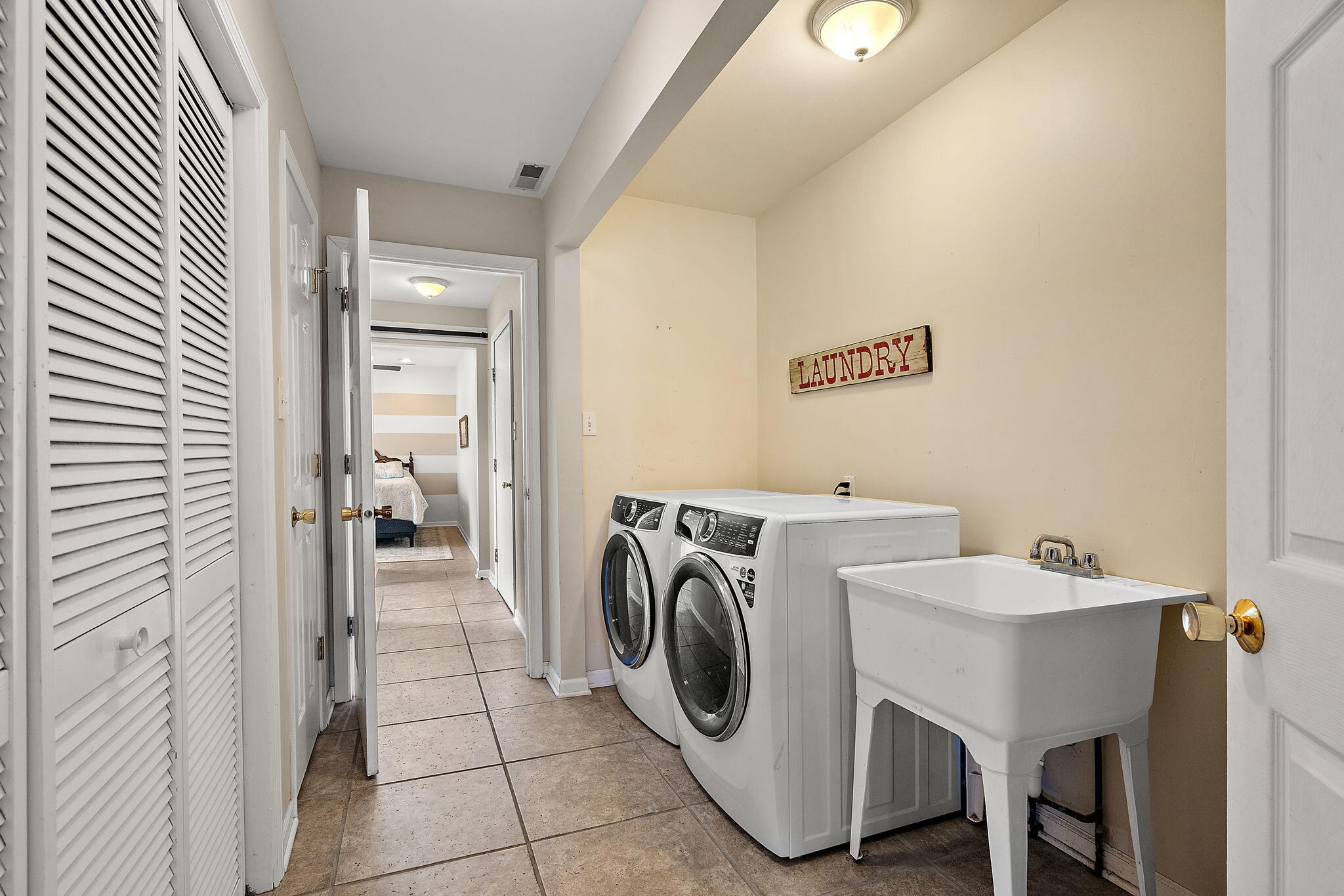 4489 E 101st Avenue, Crown Point, IN 46307; Image #23