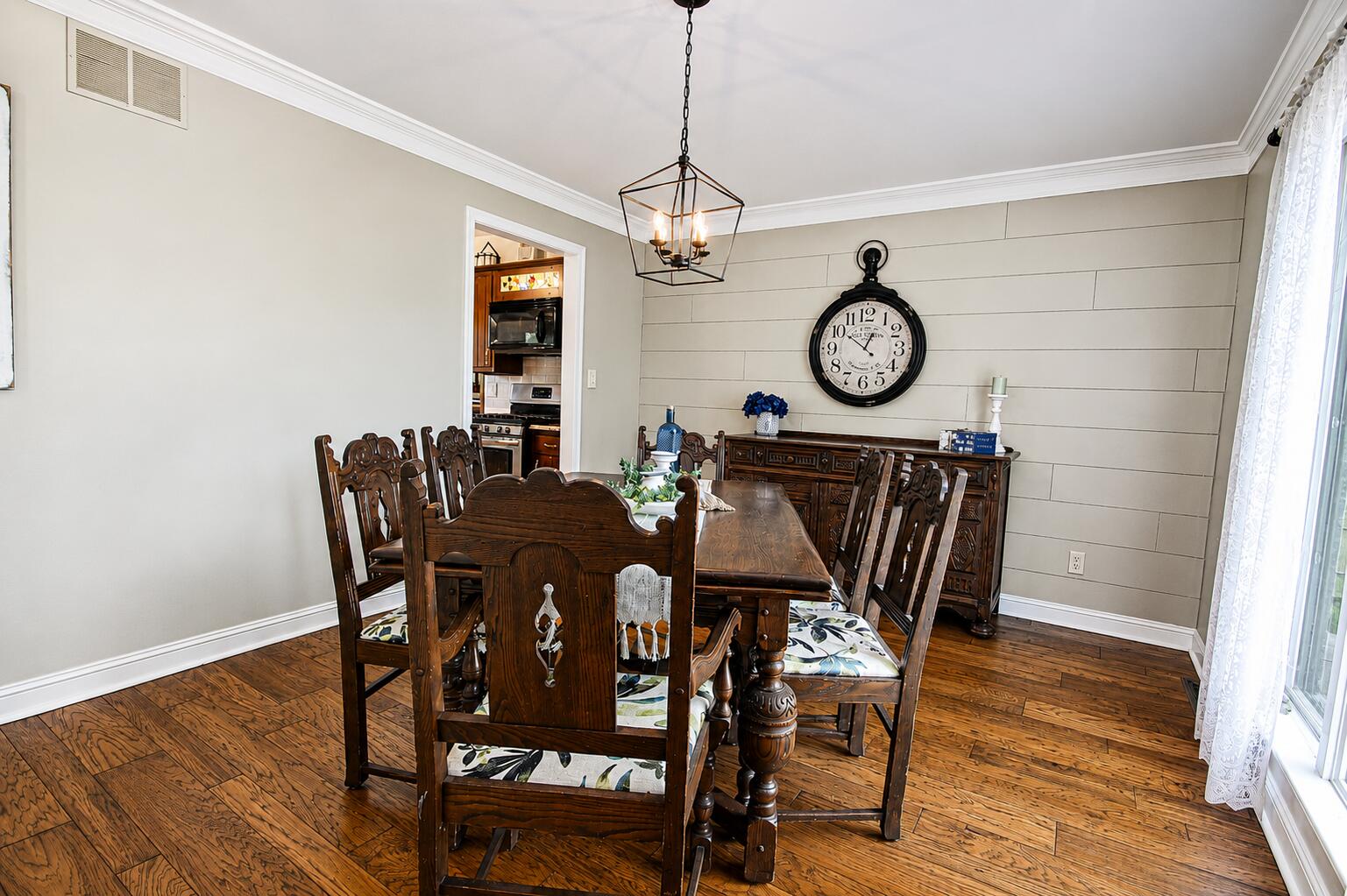 11475 S Oakridge Drive, St. John, IN 46373; Image #10