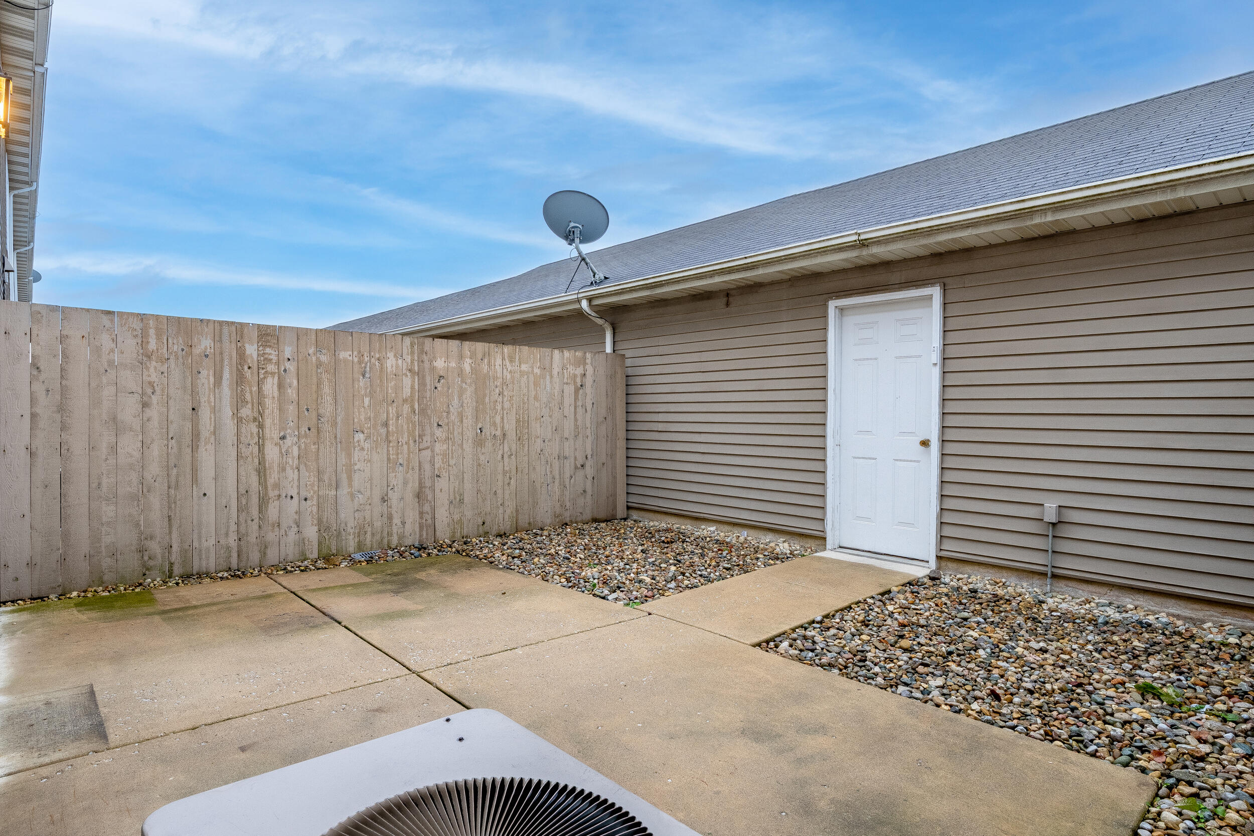 11742 Broadway, Crown Point, IN 46307; Image #32