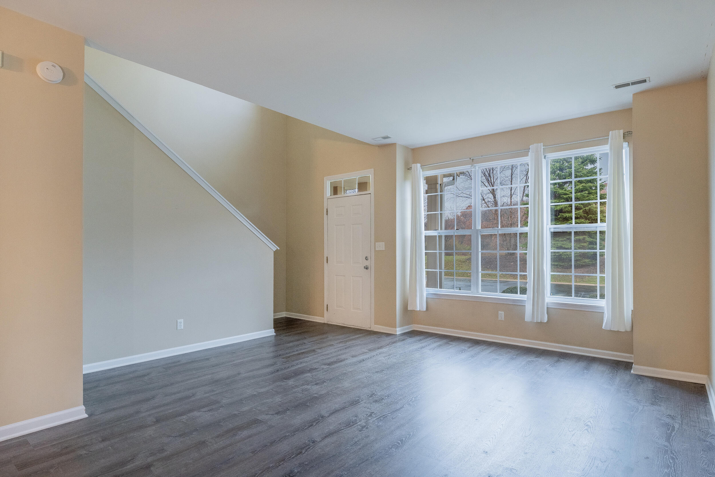 11742 Broadway, Crown Point, IN 46307; Image #8