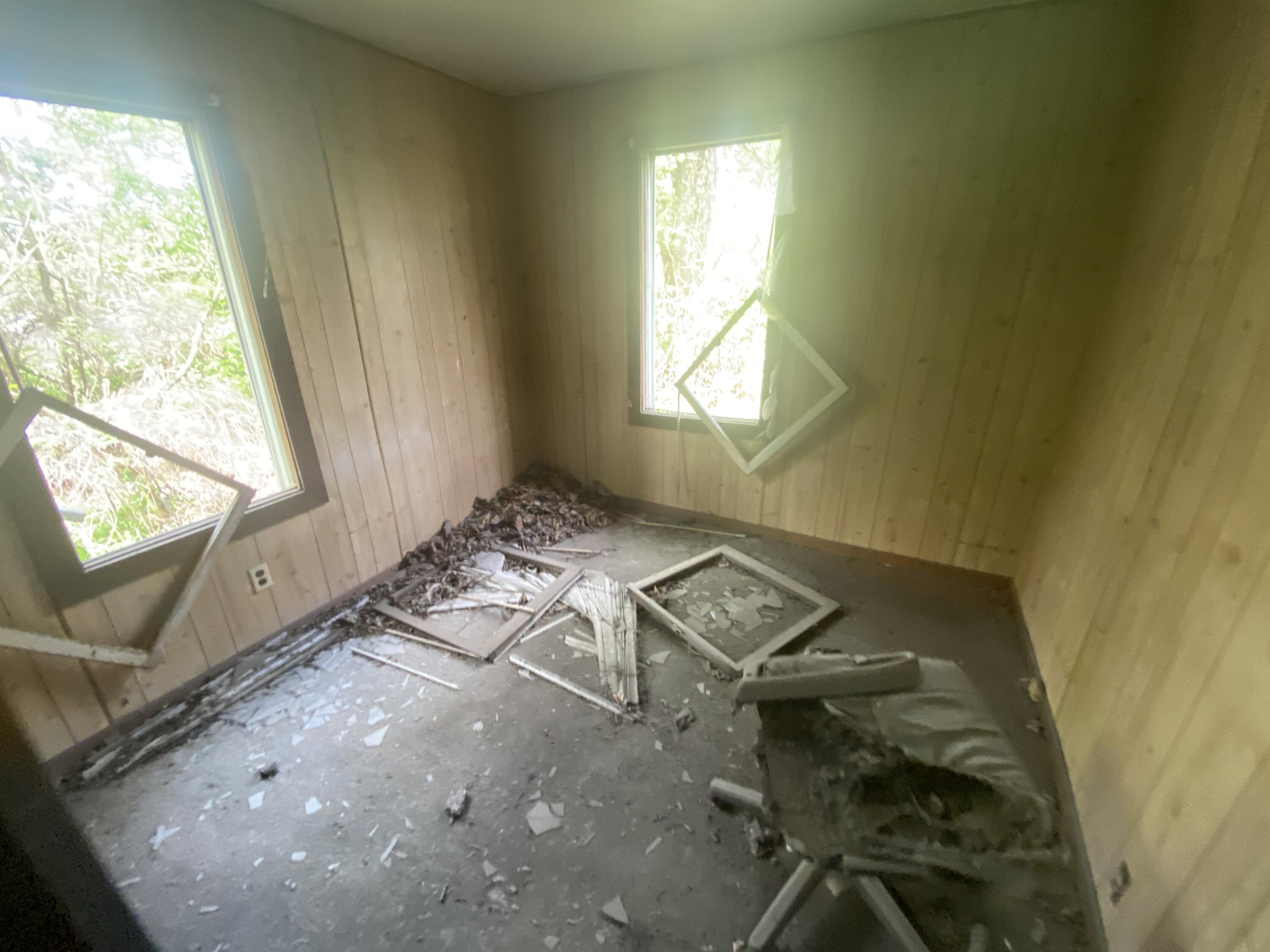 3401 Vermont Street, Gary, IN 46409; Image #5