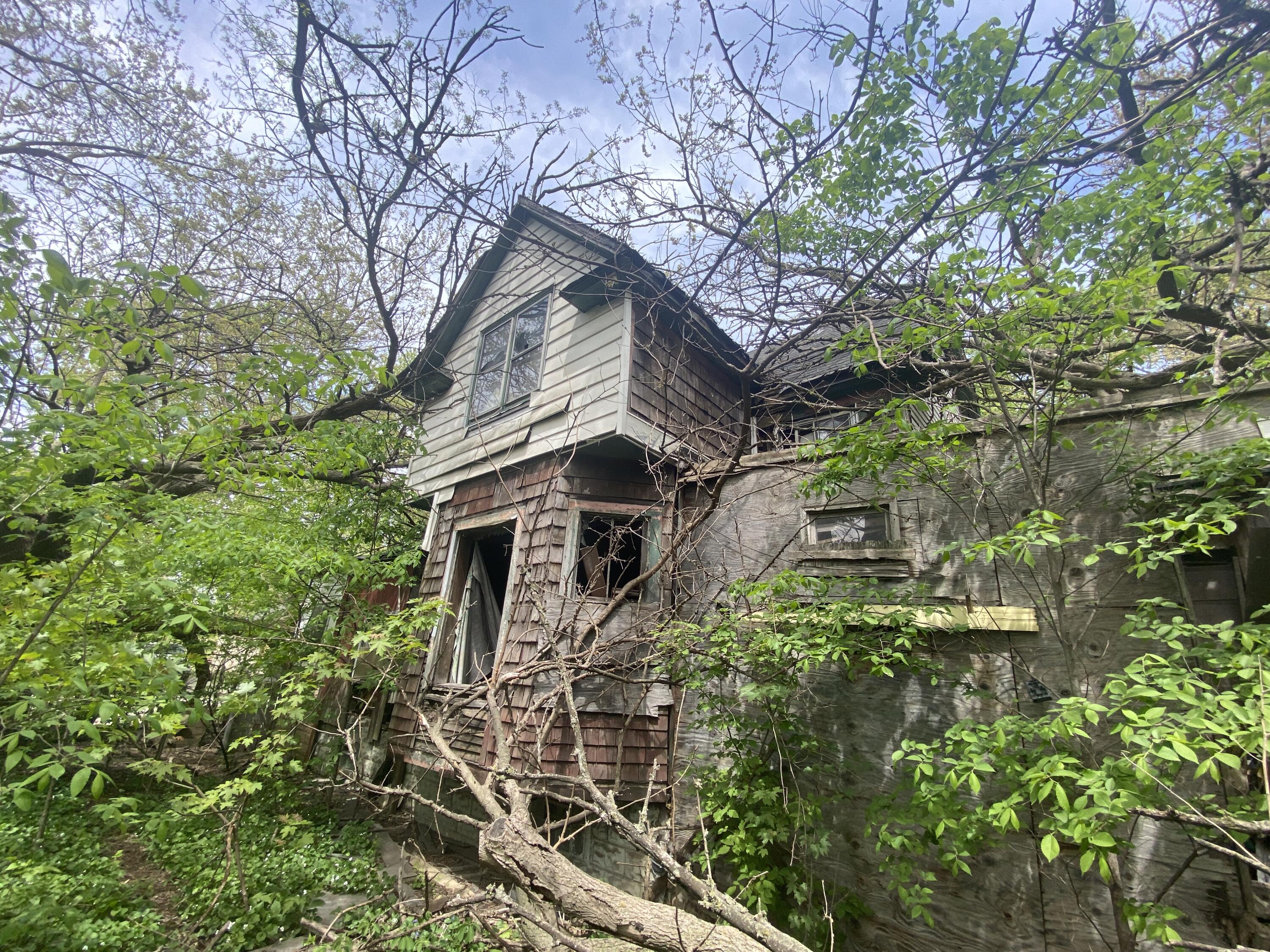 861 Carolina Street, Gary, IN 46402; Image #3