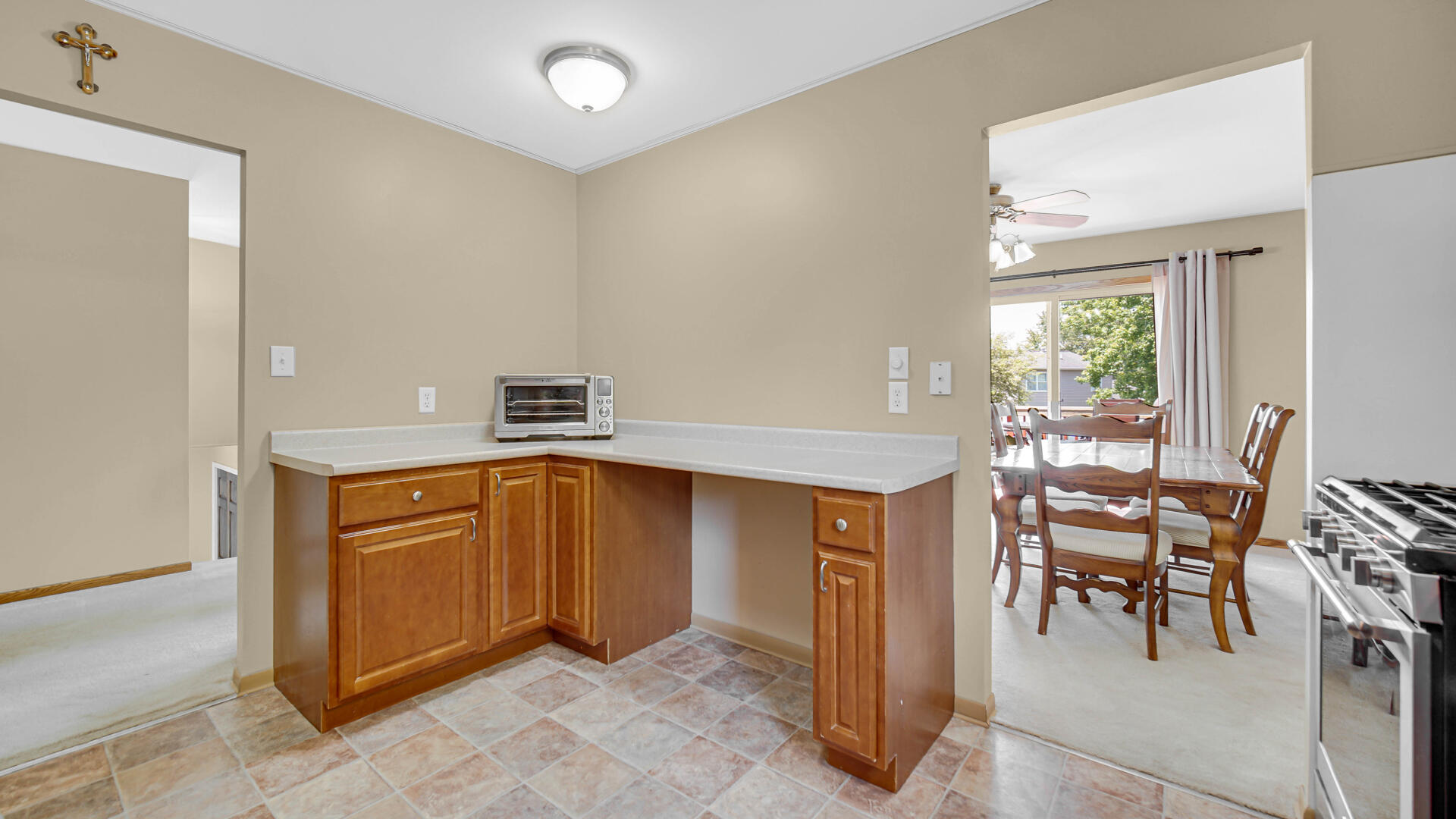 2301 Eisenhower Avenue, Valparaiso, IN 46383; Image #11