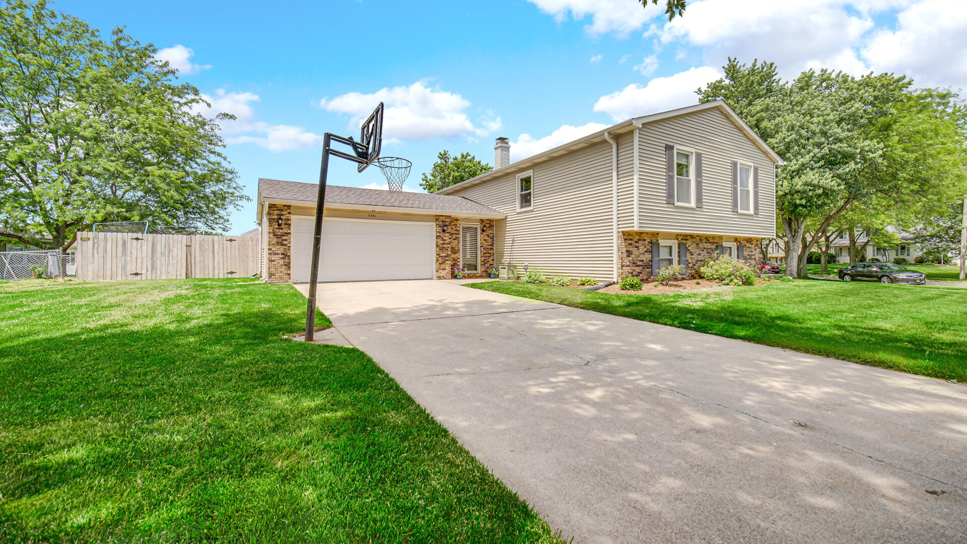 2301 Eisenhower Avenue, Valparaiso, IN 46383; Image #2