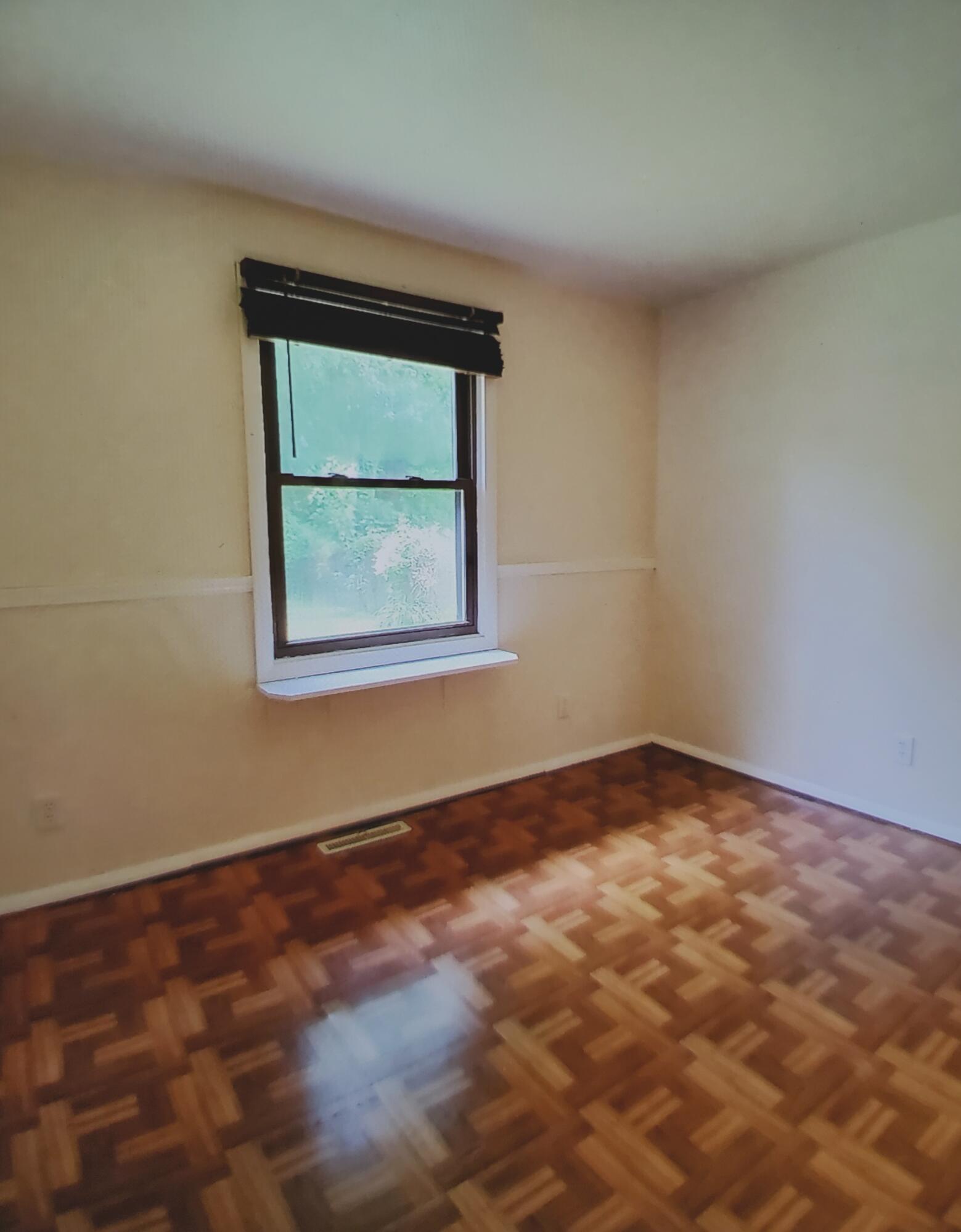 704 S 22nd Street, Chesterton, IN 46304; Image #20