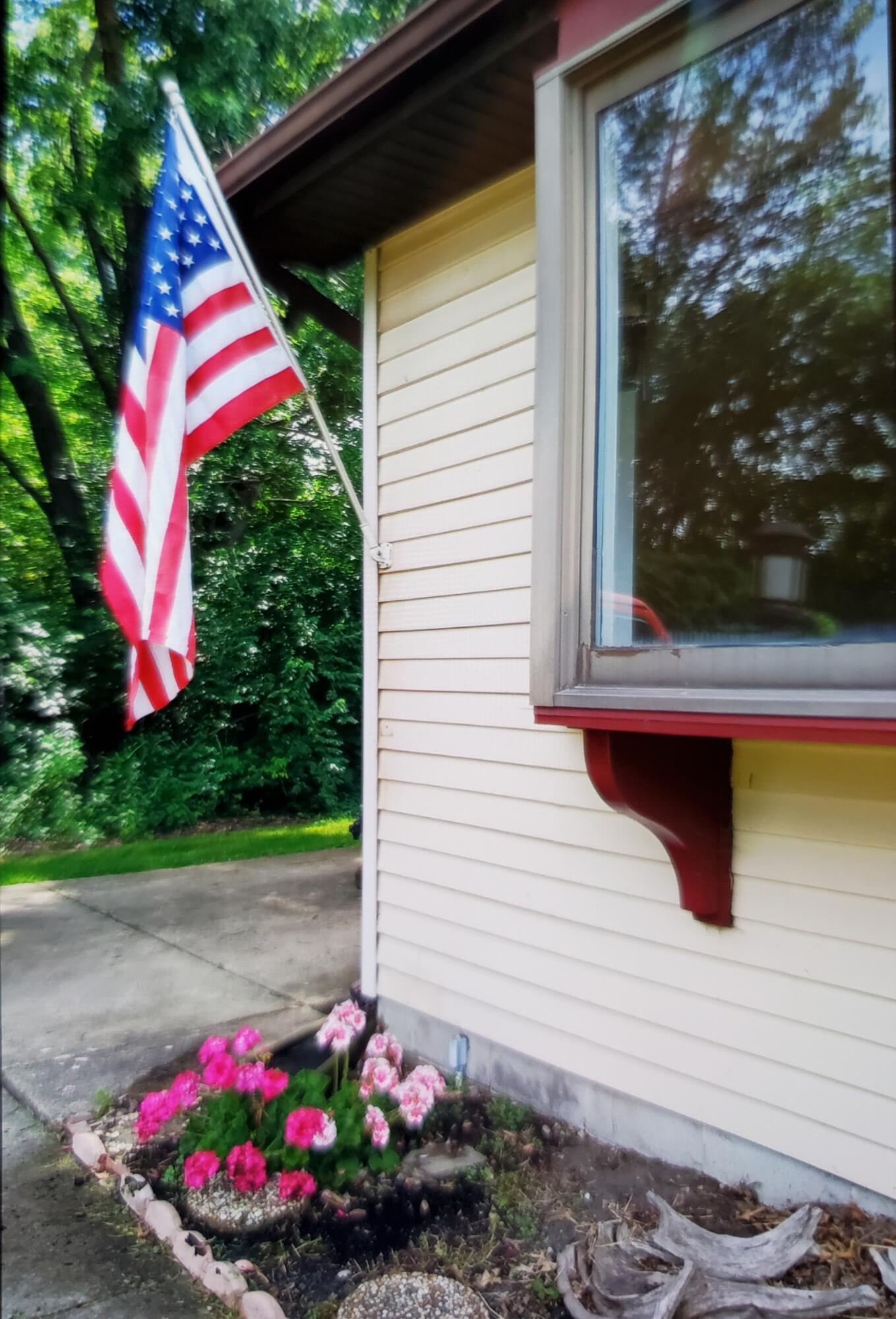 704 S 22nd Street, Chesterton, IN 46304; Image #3