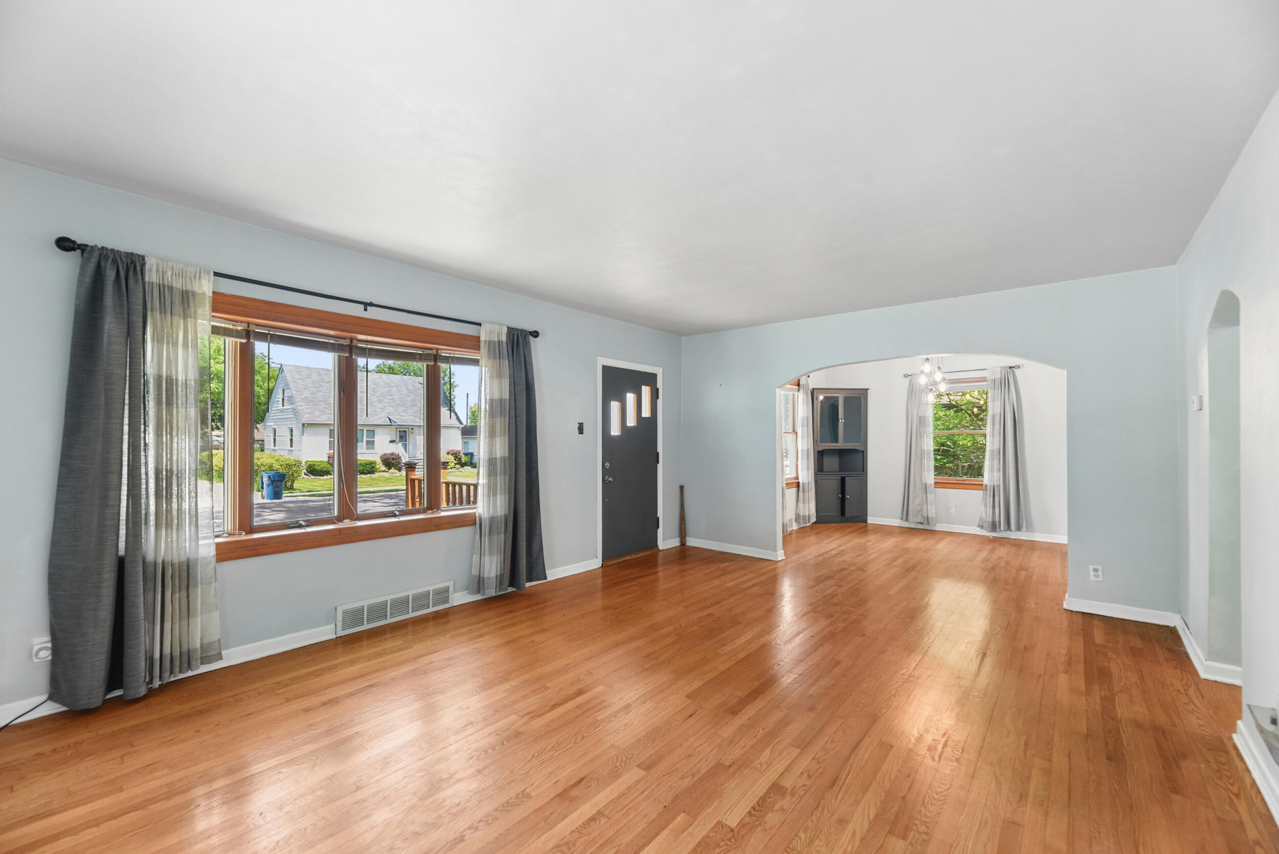 628 212th Place, Dyer, IN 46311; Image #4