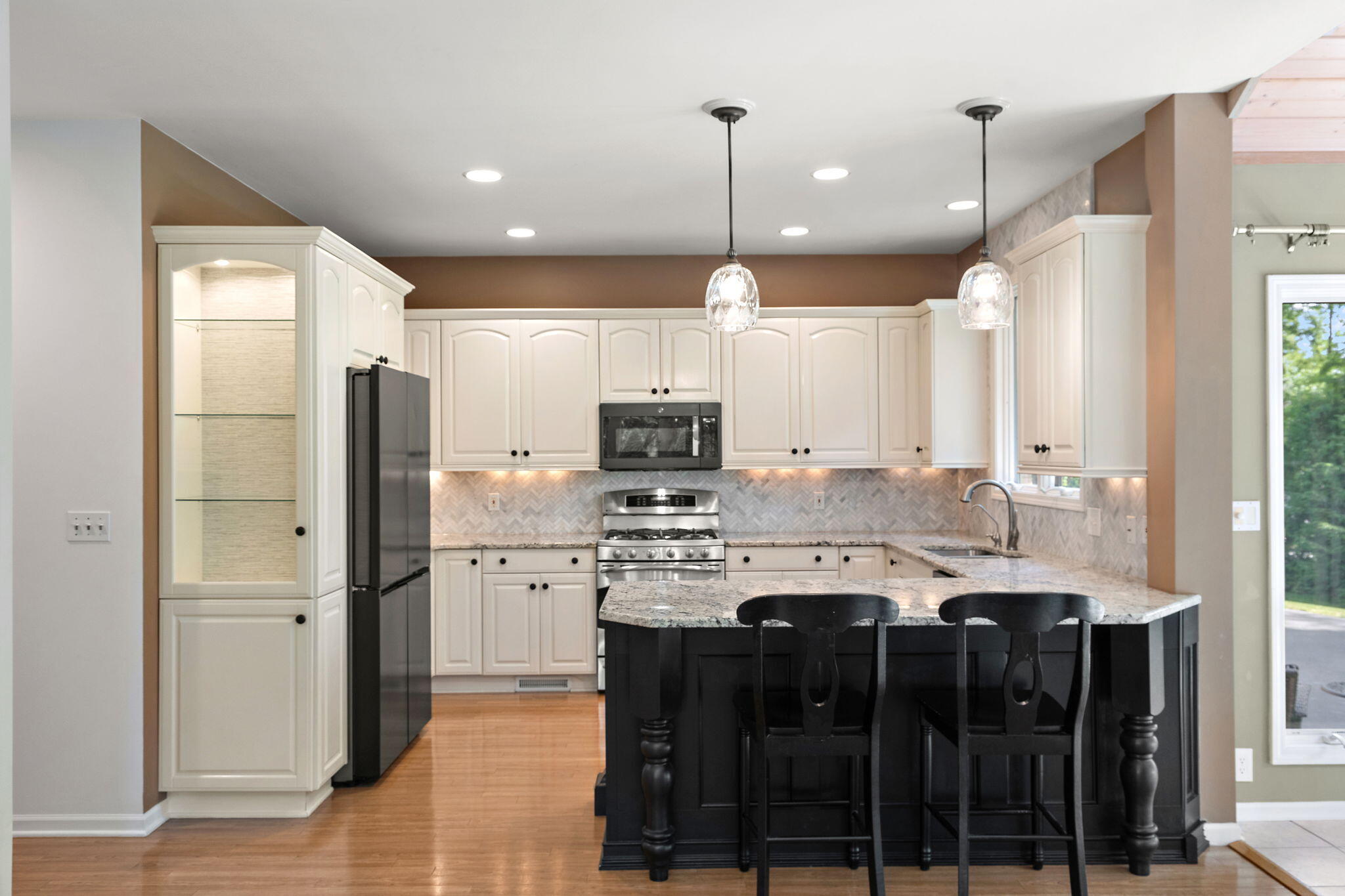 246 White Thorne Lane, Valparaiso, IN 46383; Image #15