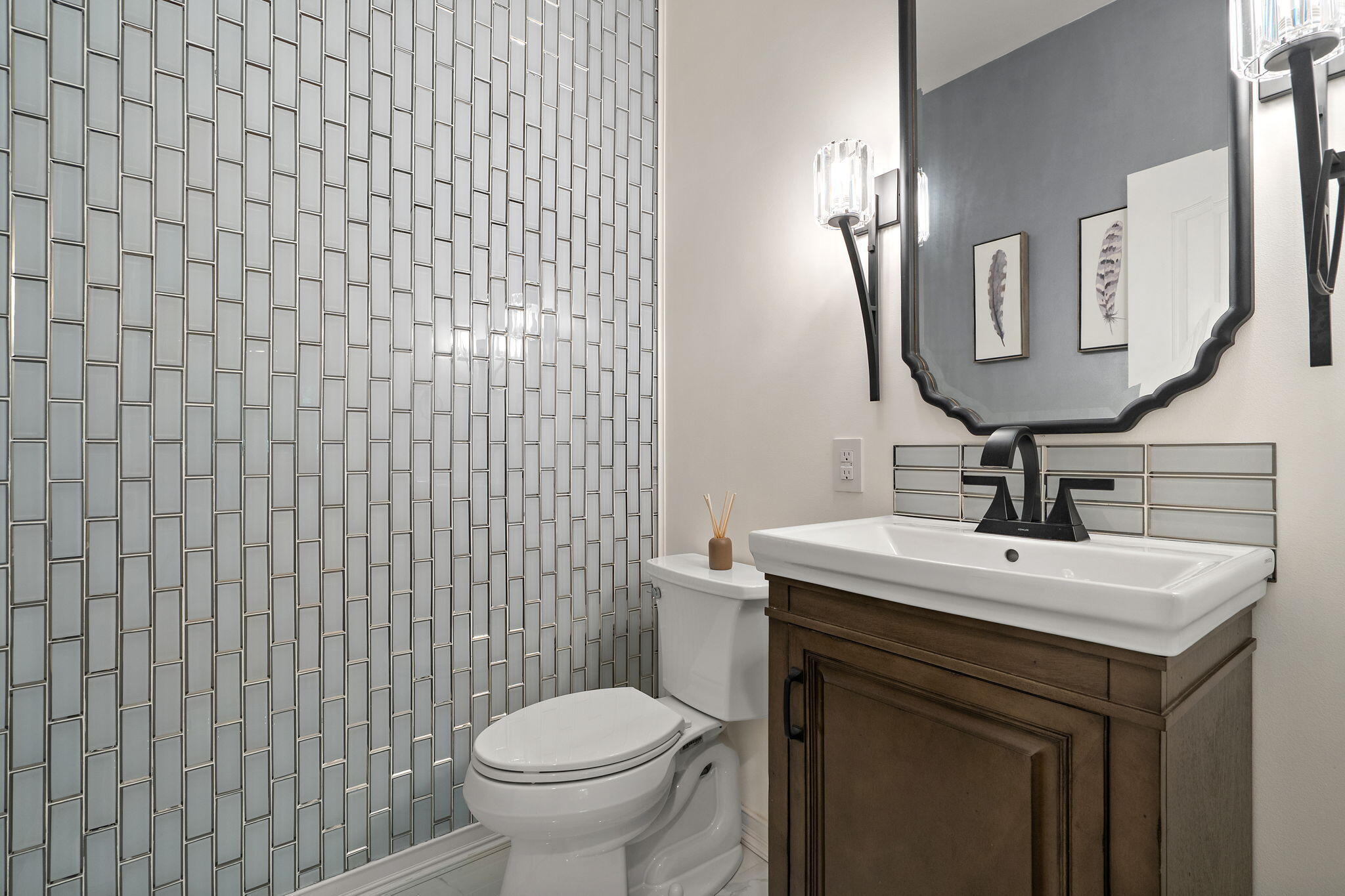 246 White Thorne Lane, Valparaiso, IN 46383; Image #16