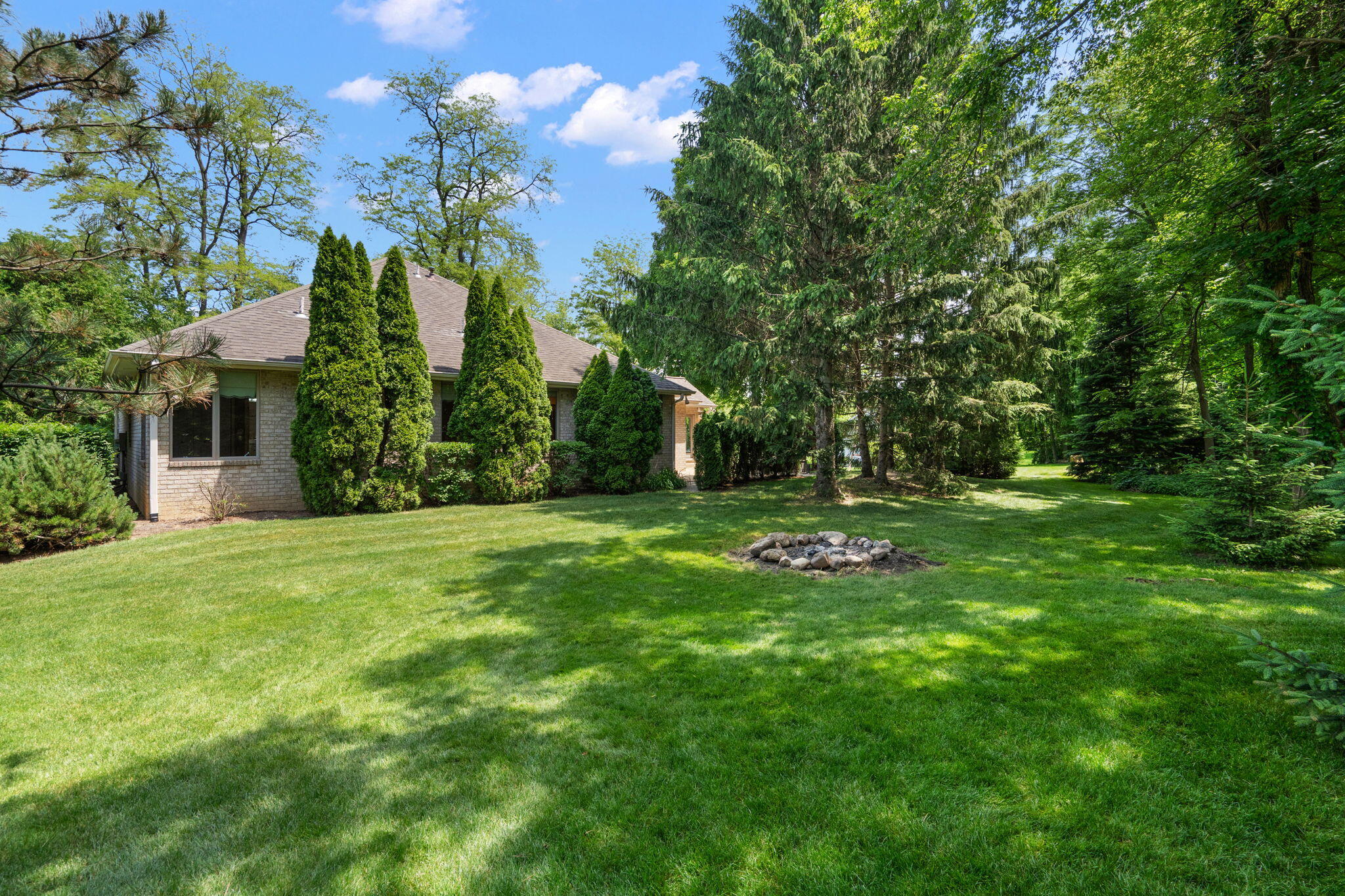 246 White Thorne Lane, Valparaiso, IN 46383; Image #36