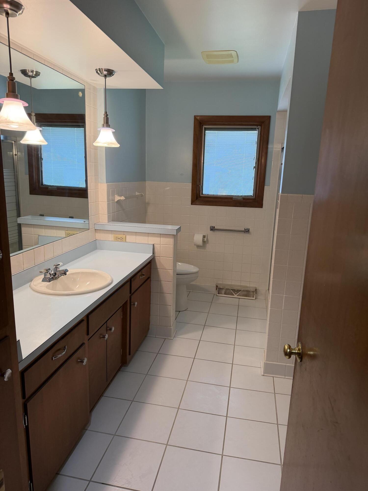3413 42nd, Highland, IN 46322; Image #11