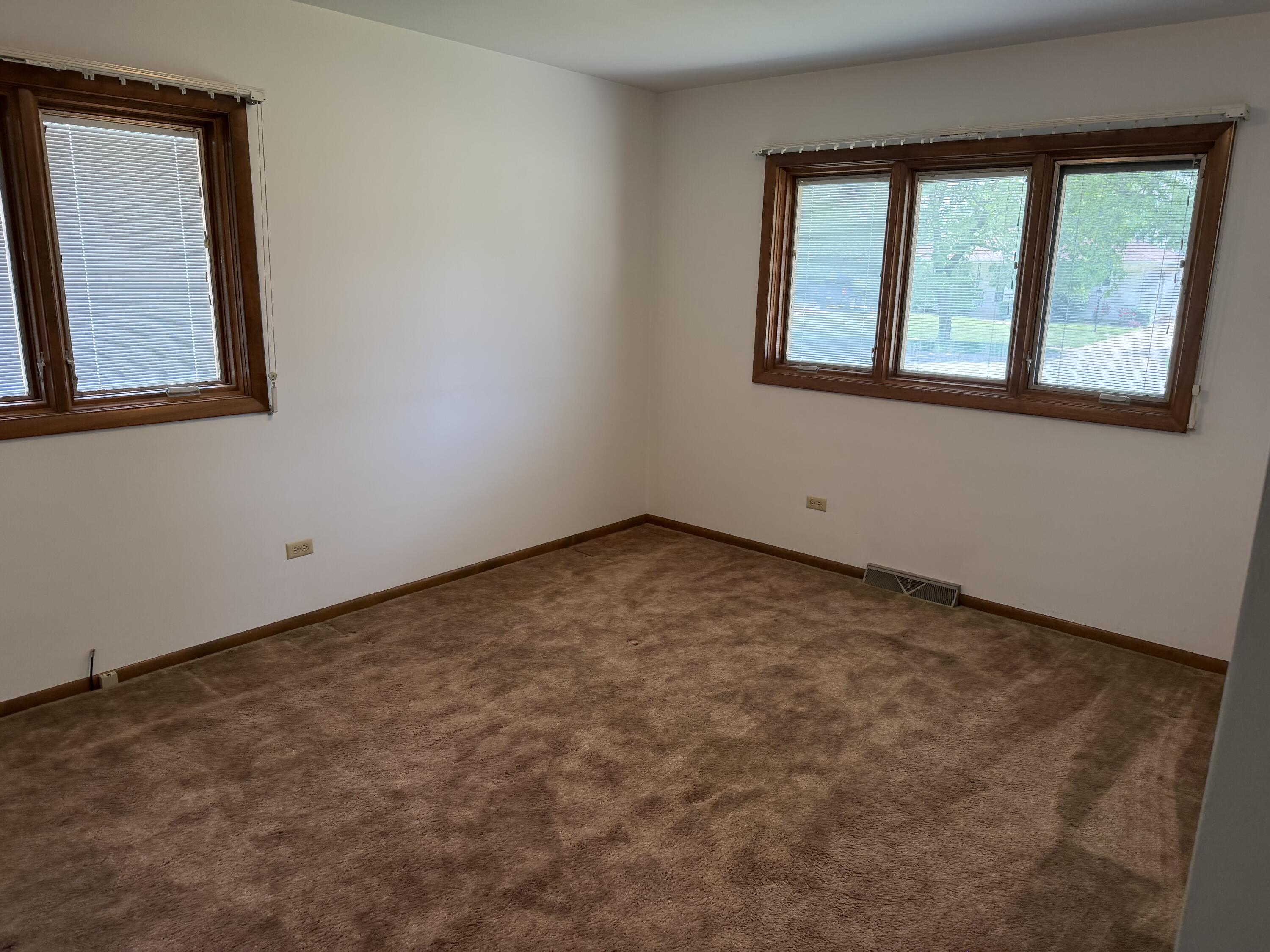 3413 42nd, Highland, IN 46322; Image #9