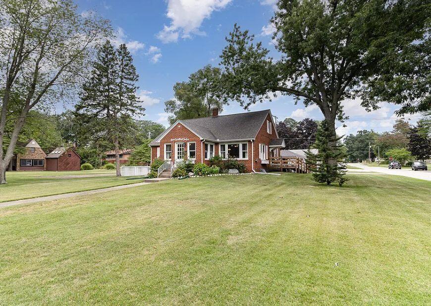 312 Wilshire Avenue, Michigan City, IN 46360; Image #2