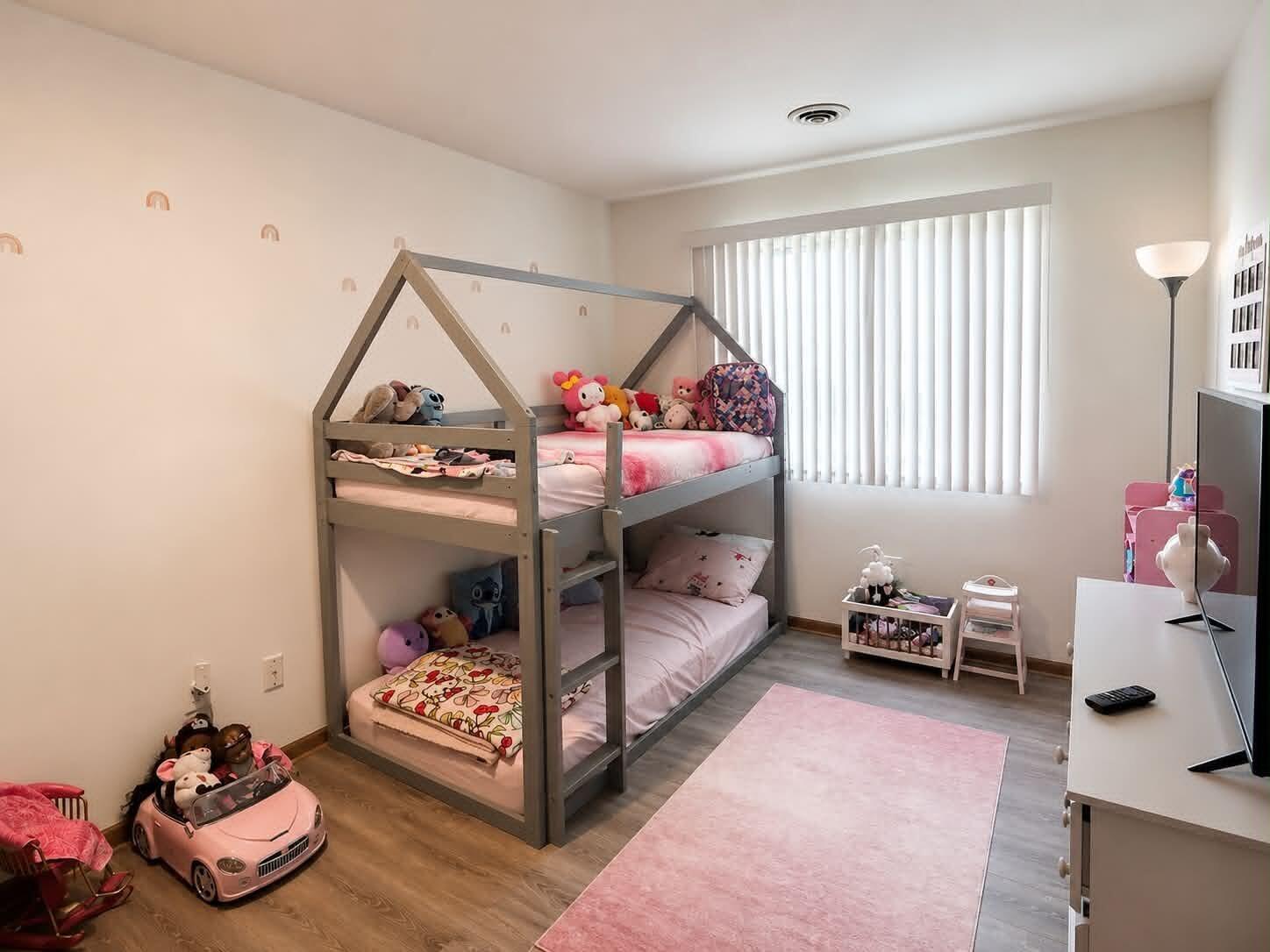2007 W 45th Street, Highland, IN #202, 46322; Image #8