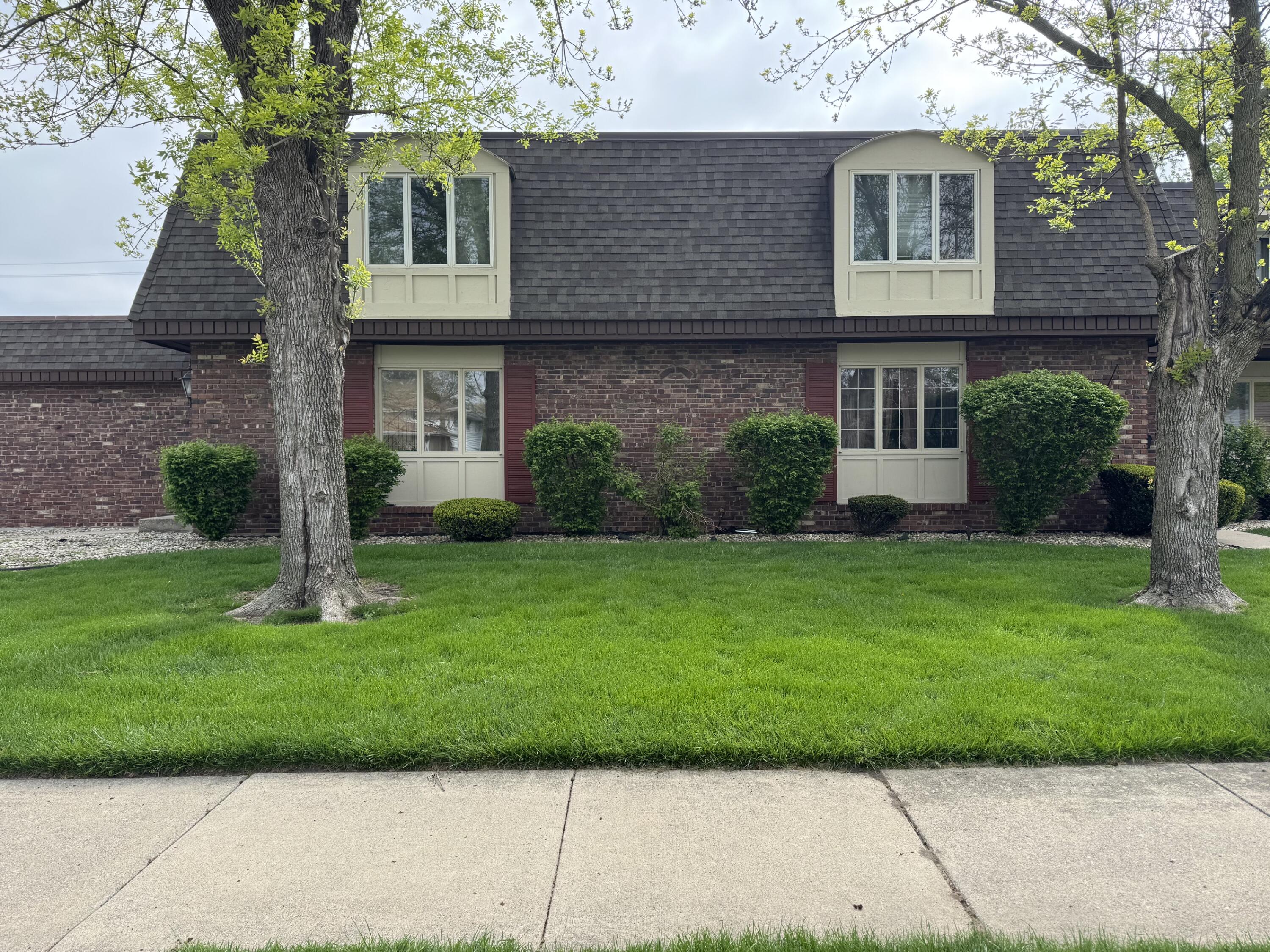 7933 Jefferson Avenue, Munster, IN #4b, 46321; Image #1
