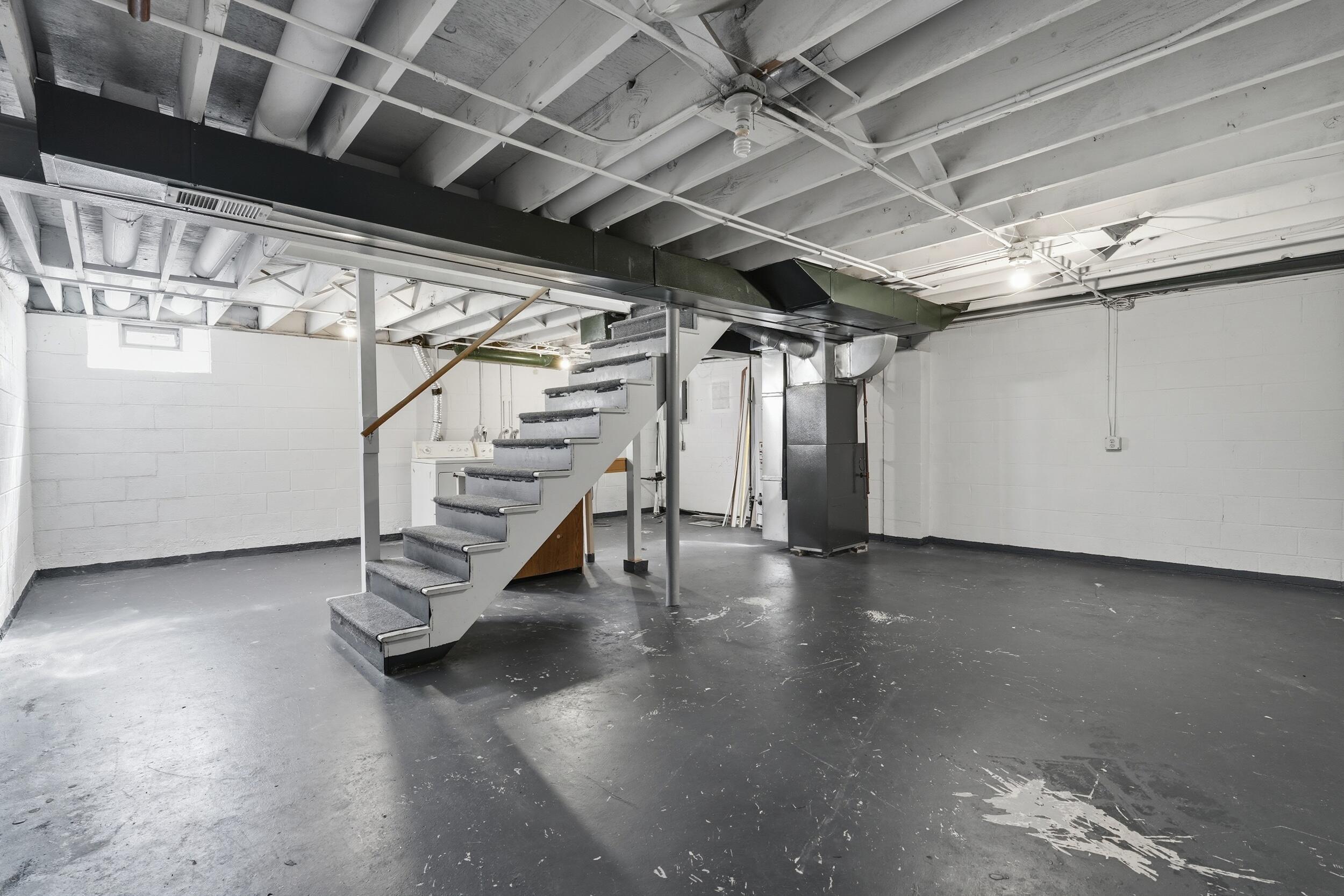7933 Jefferson Avenue, Munster, IN #4b, 46321; Image #15