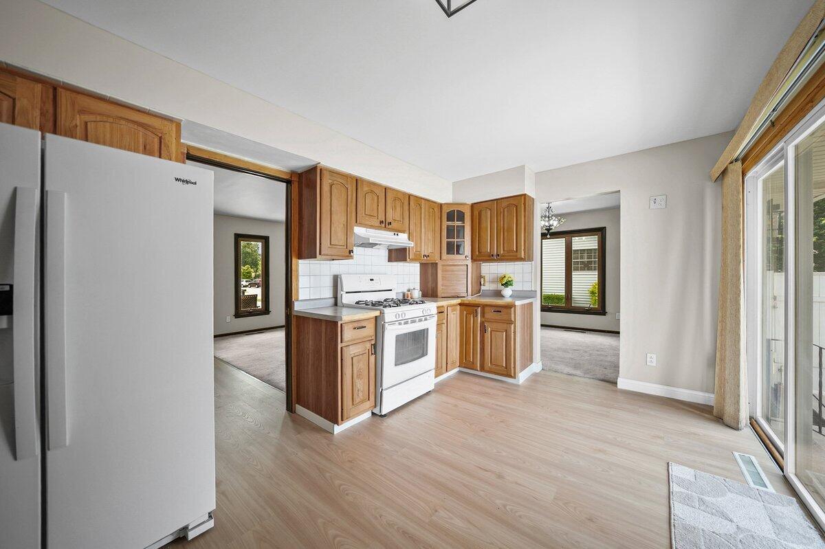 1045 Heather Lane, Munster, IN 46321; Image #15