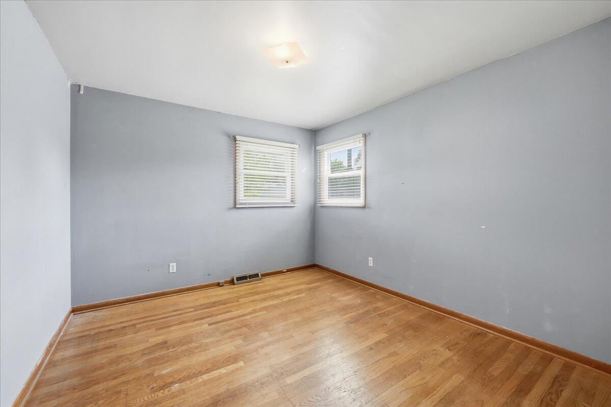981 W 69th Place, Merrillville, IN 46410; Image #9