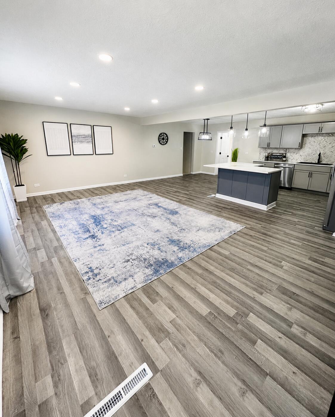 6747 Birch Place, Gary, IN 46403; Image #3