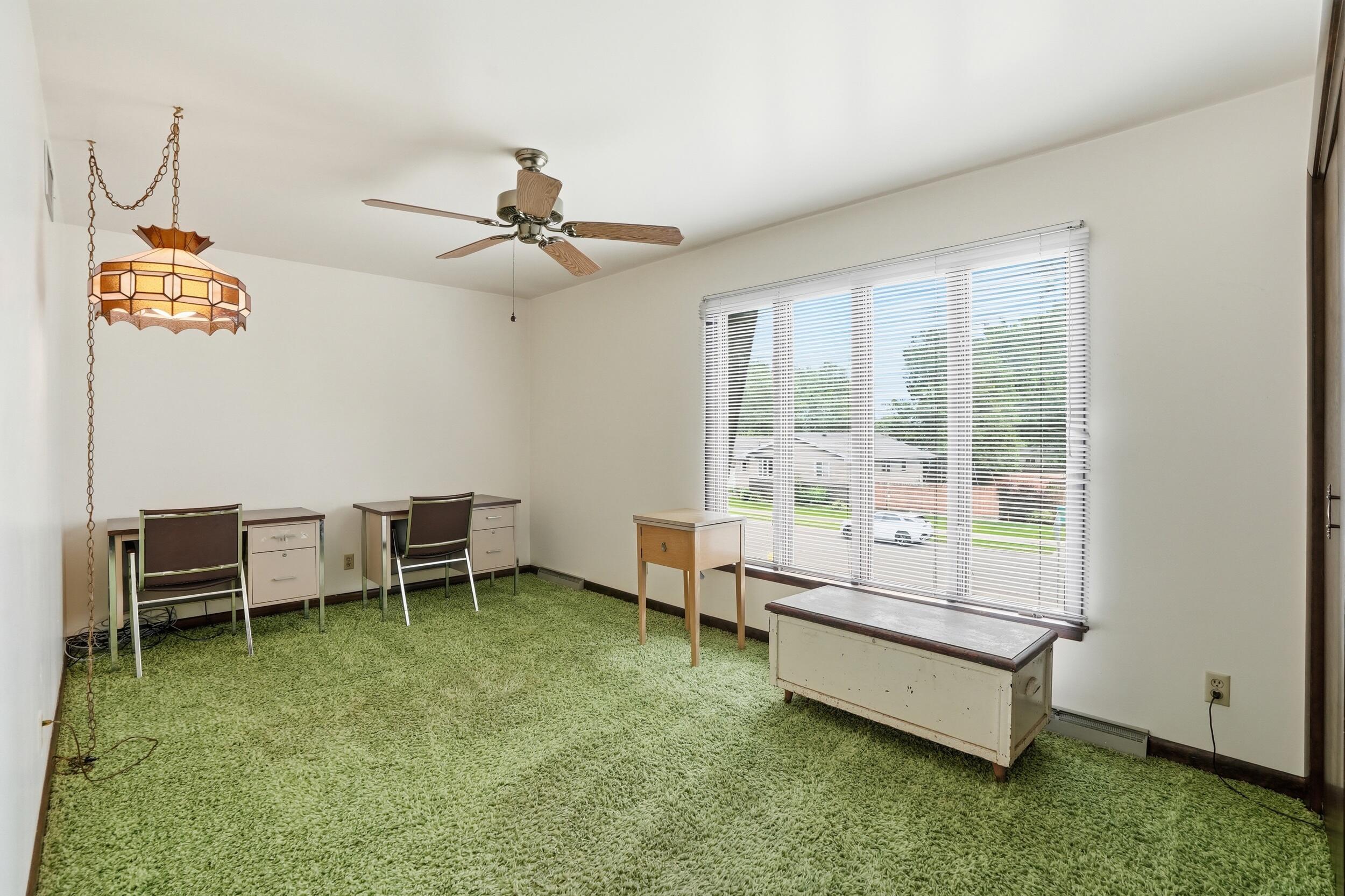 9300 Chestnut Lane, Munster, IN 46321; Image #24