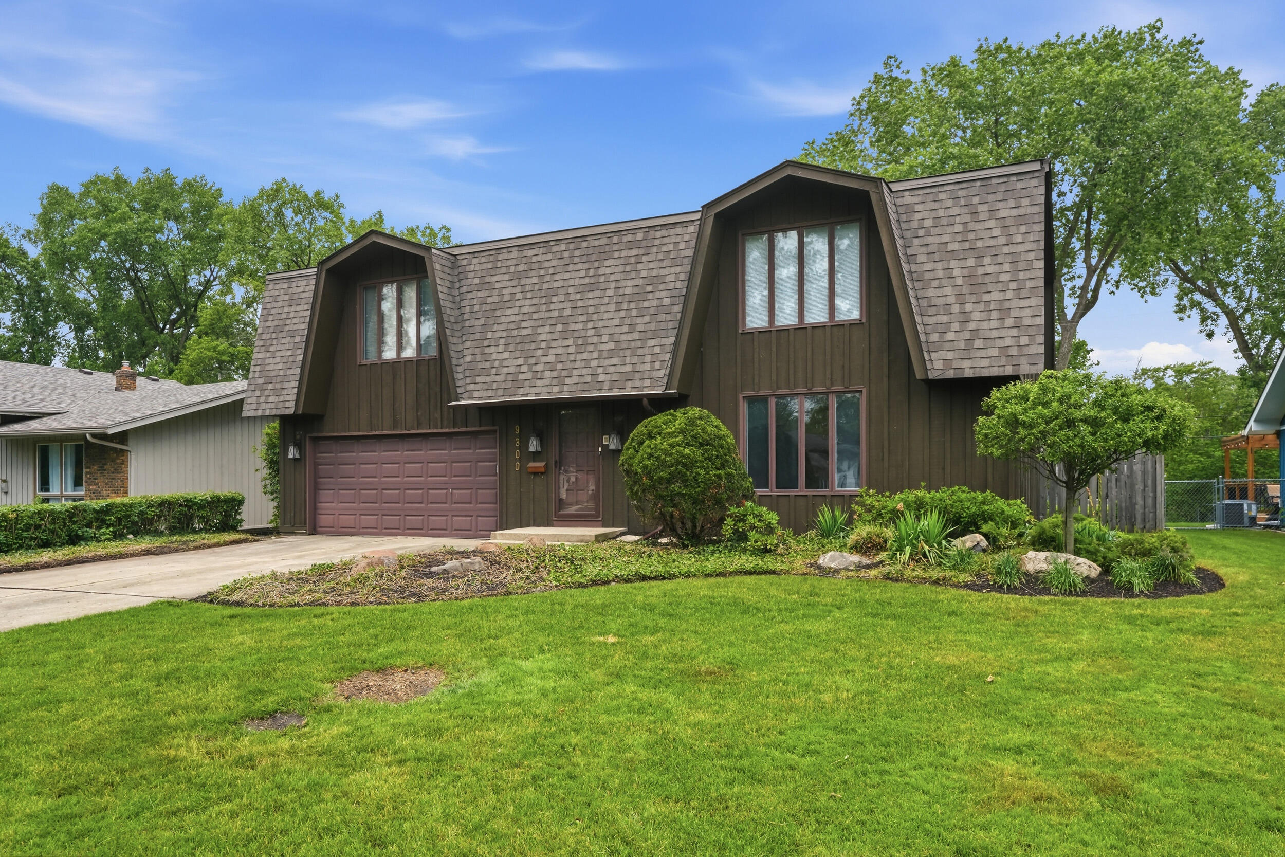 9300 Chestnut Lane, Munster, IN 46321; Image #33