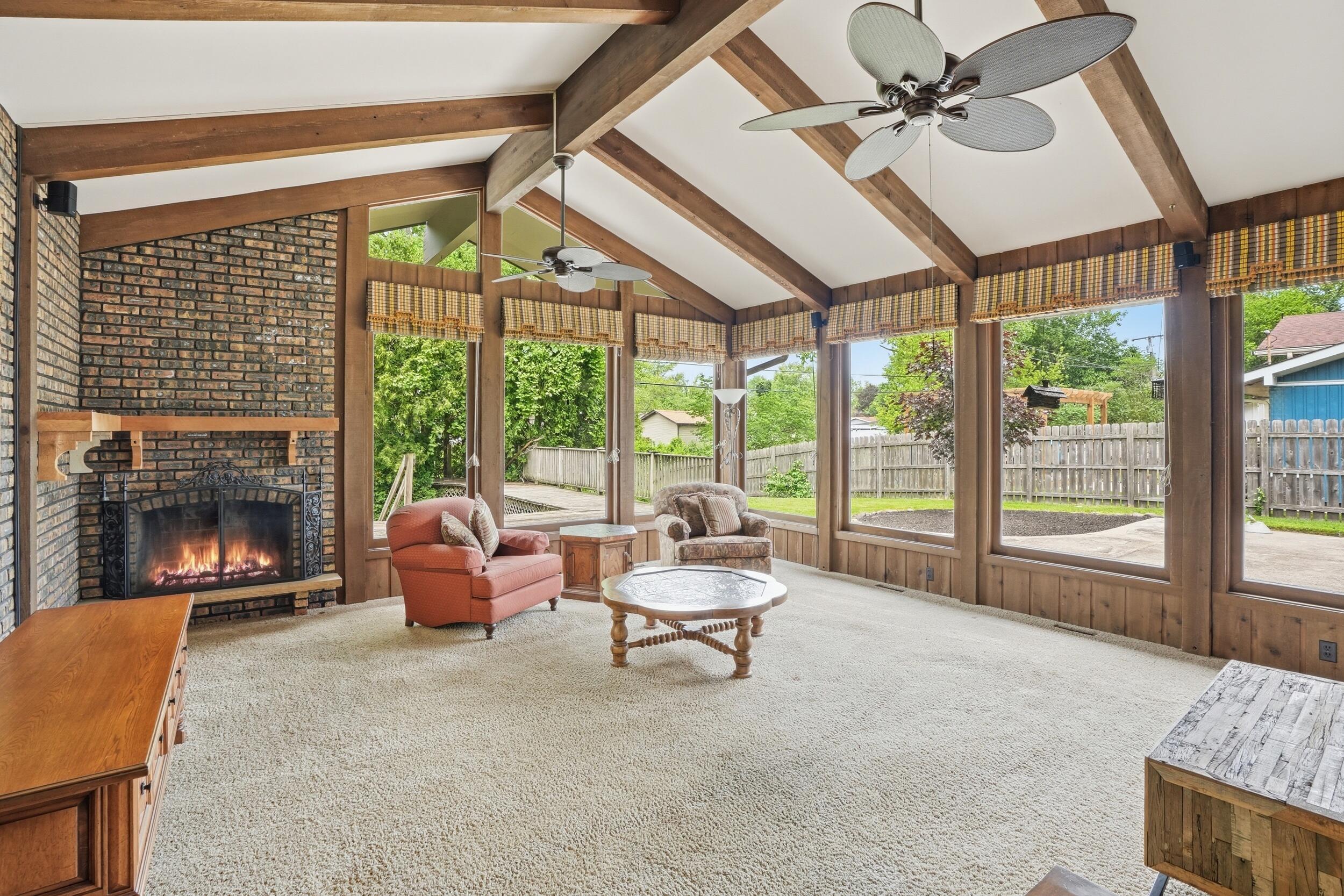9300 Chestnut Lane, Munster, IN 46321; Image #8