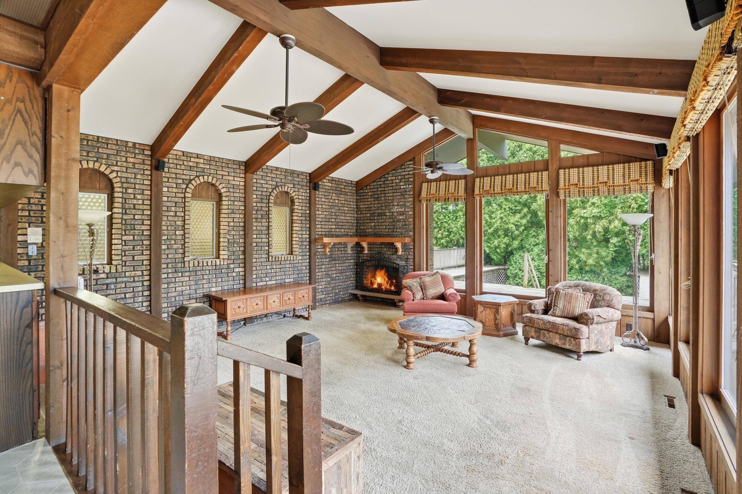 9300 Chestnut Lane, Munster, IN 46321; Image #9