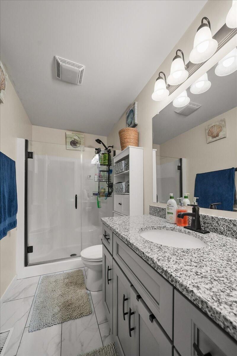685 Friars Green, Valparaiso, IN 46385; Image #12