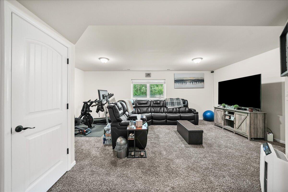 685 Friars Green, Valparaiso, IN 46385; Image #18