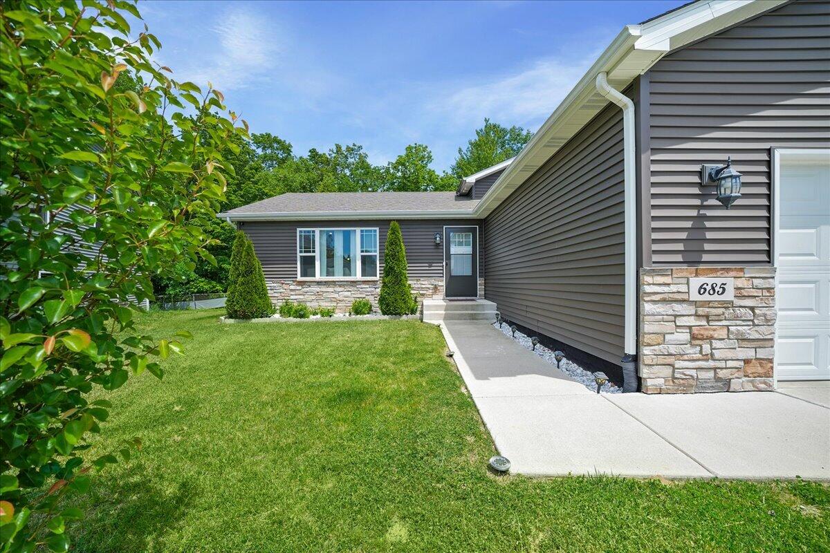 685 Friars Green, Valparaiso, IN 46385; Image #24