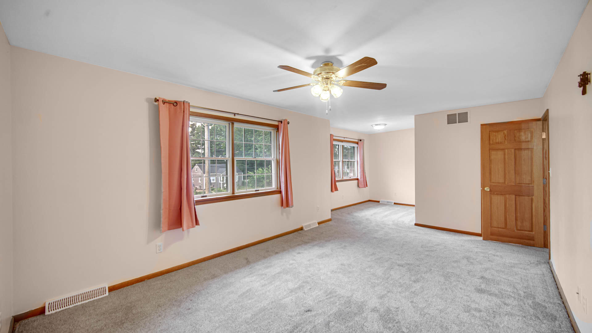 3620 Highway Avenue, Highland, IN 46322; Image #13