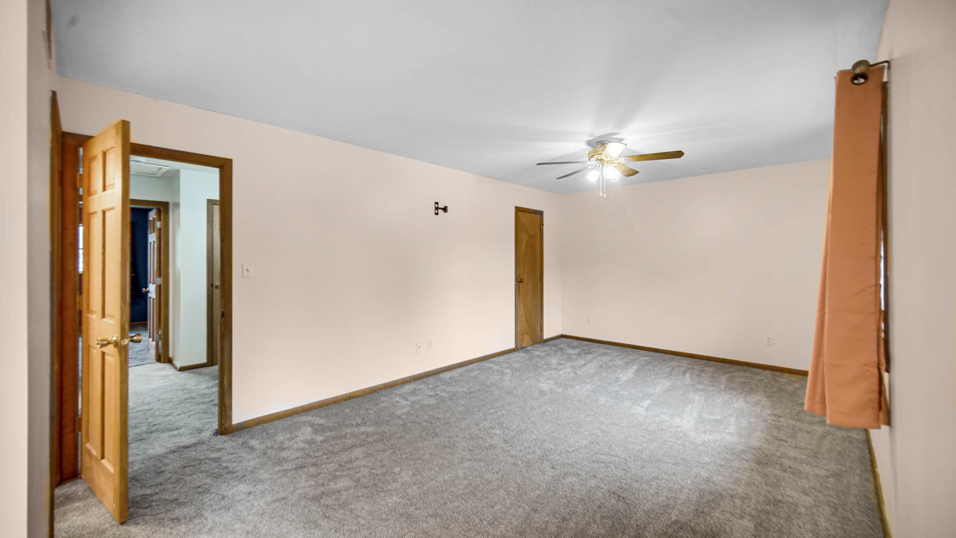 3620 Highway Avenue, Highland, IN 46322; Image #14