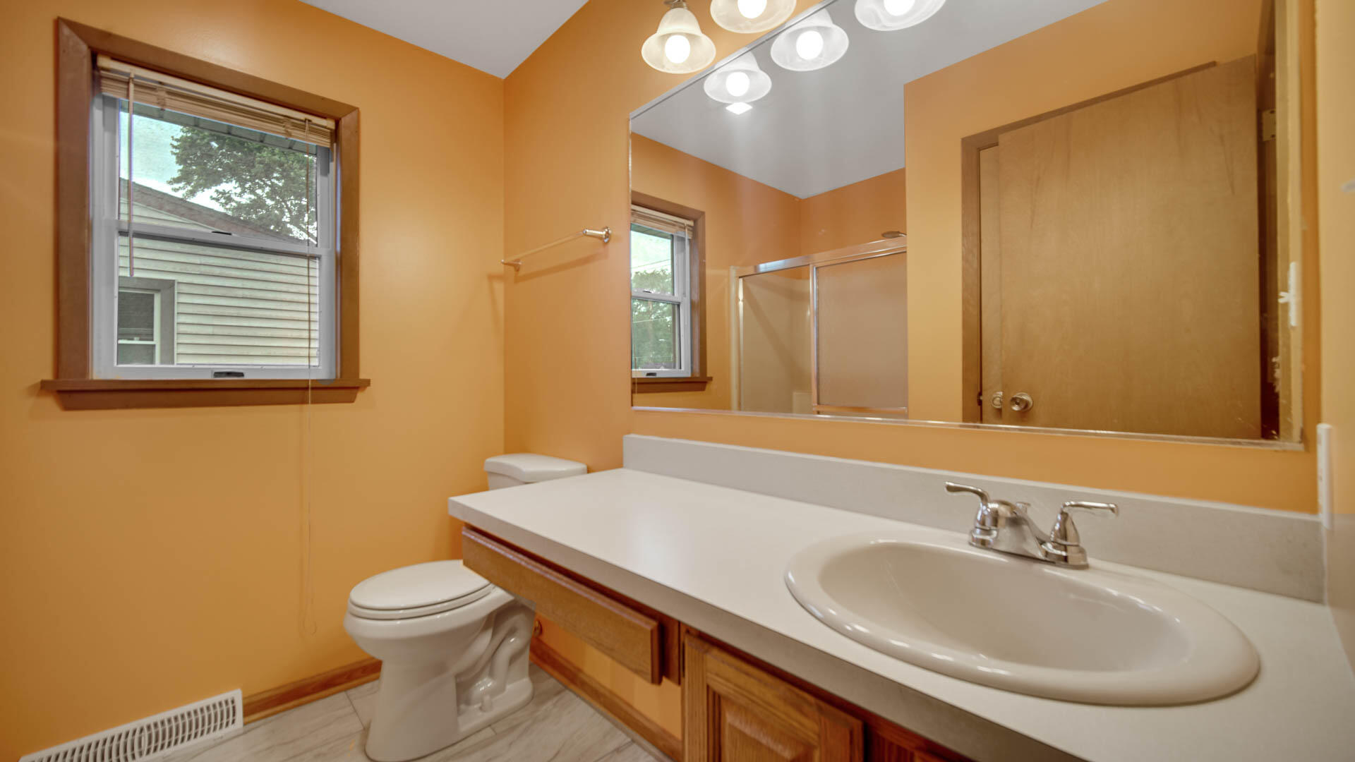 3620 Highway Avenue, Highland, IN 46322; Image #16