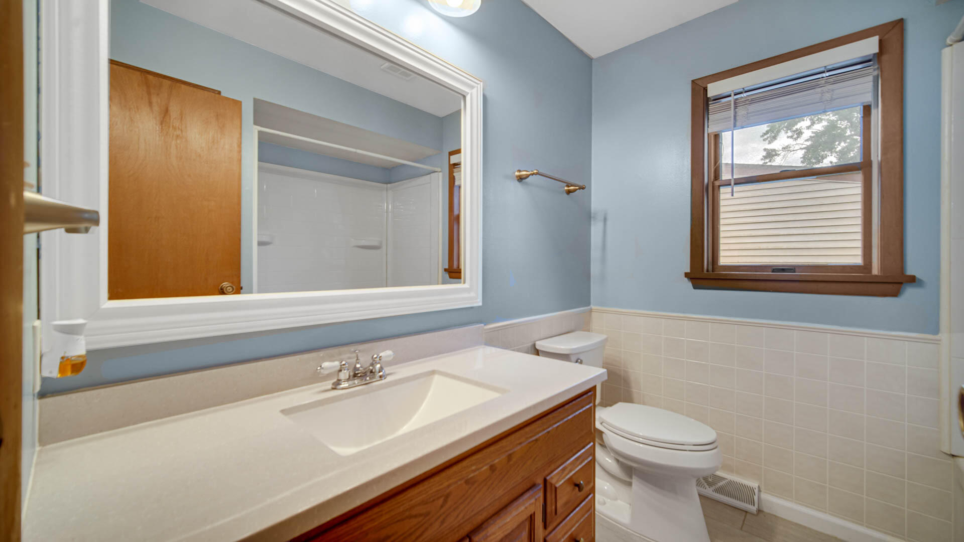 3620 Highway Avenue, Highland, IN 46322; Image #17