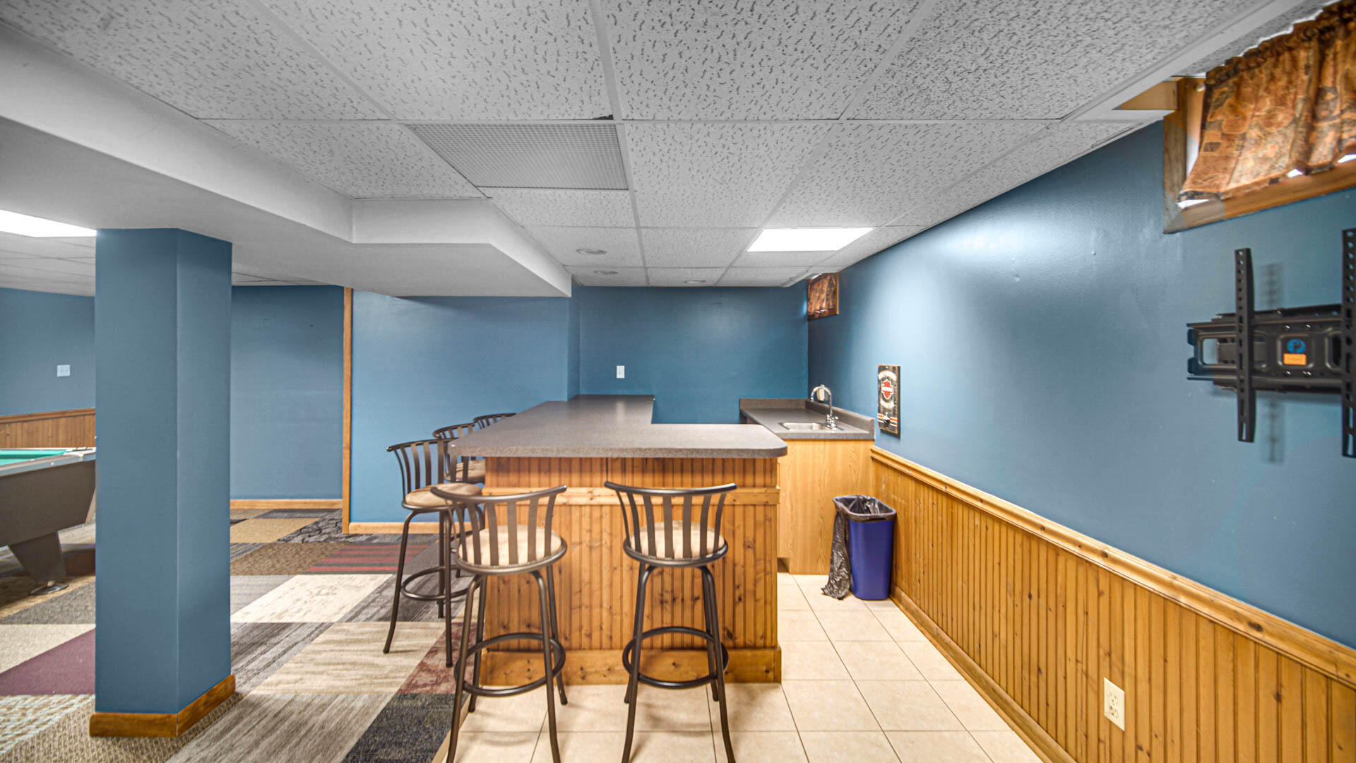 3620 Highway Avenue, Highland, IN 46322; Image #25