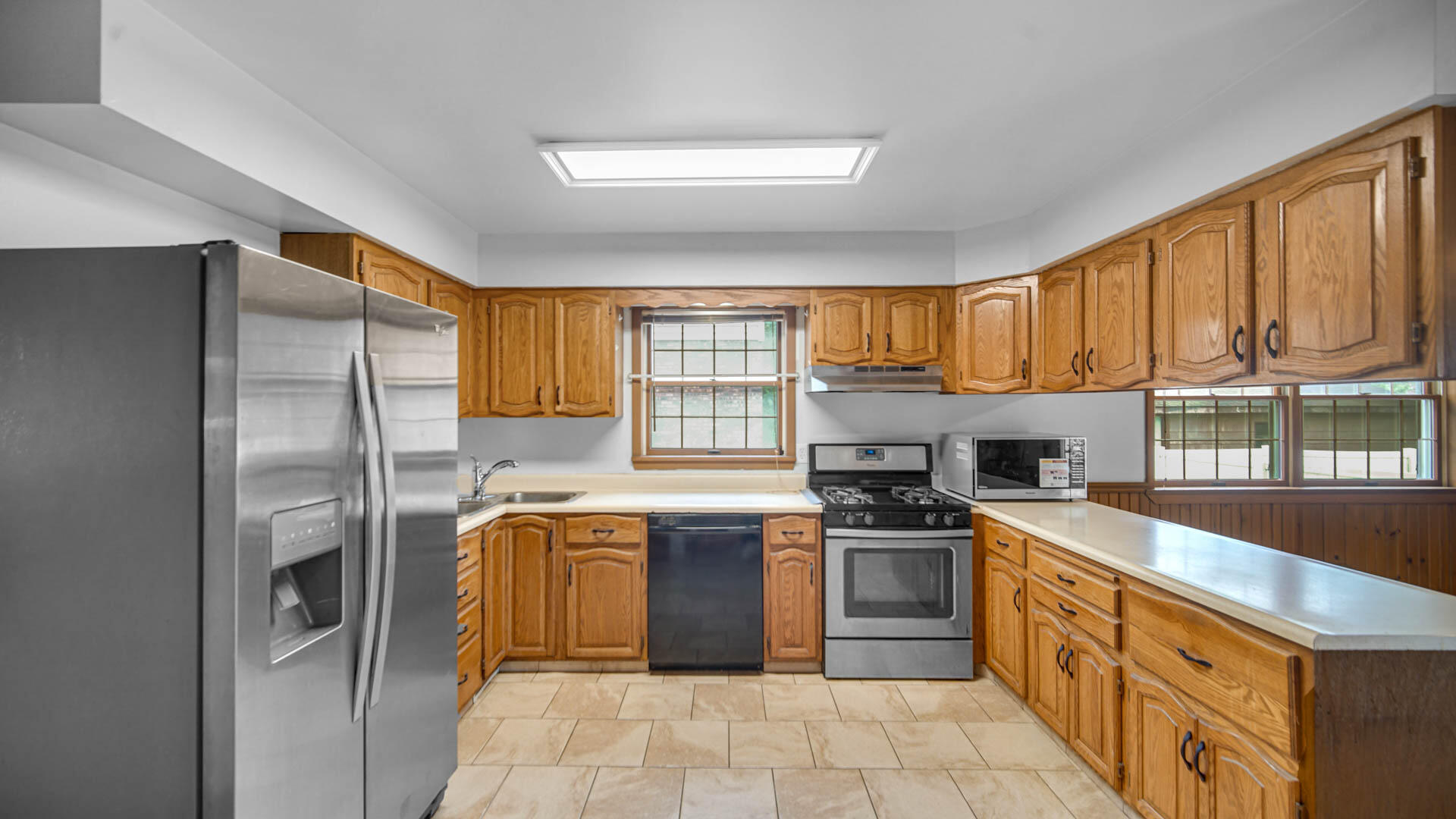 3620 Highway Avenue, Highland, IN 46322; Image #7