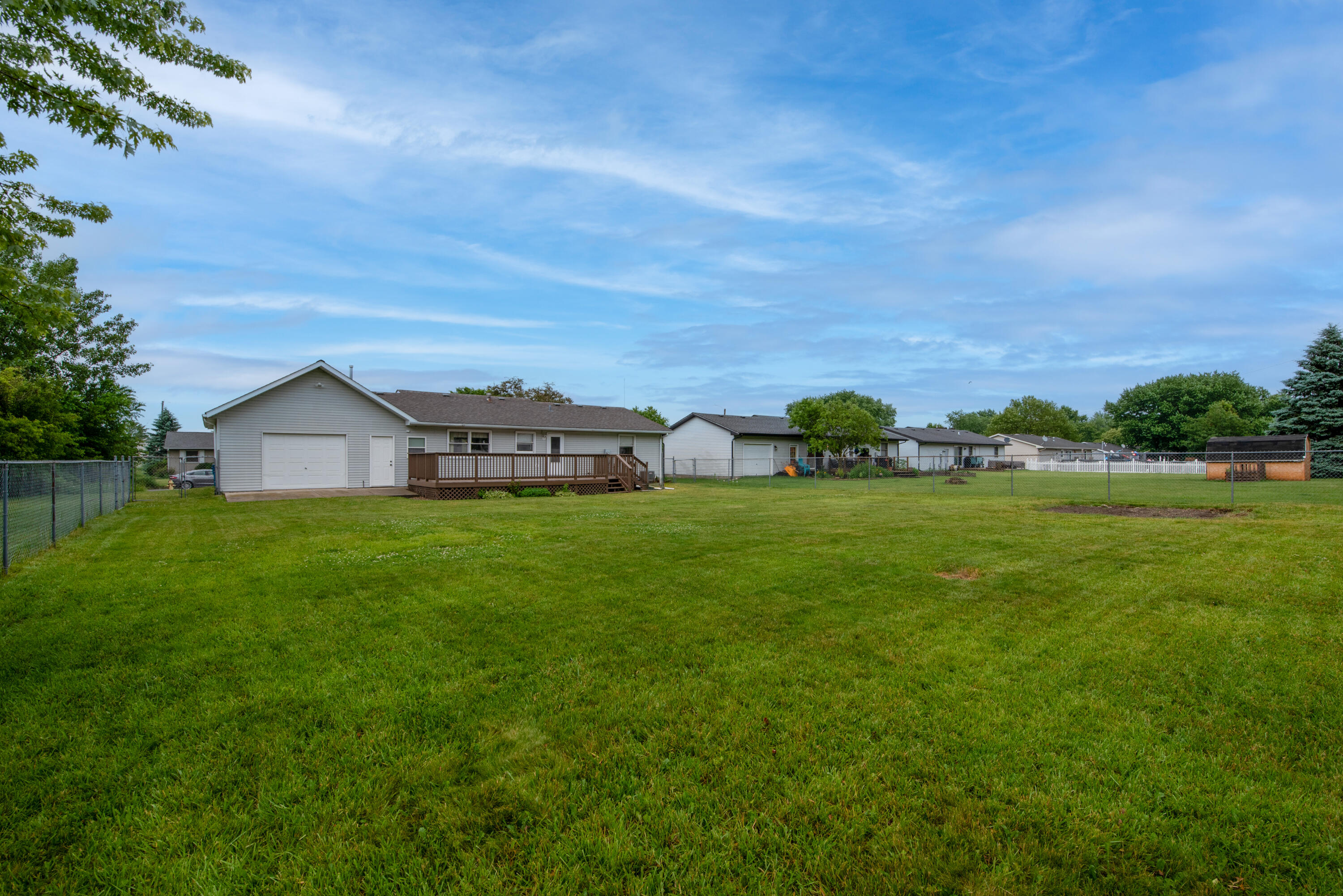 897 Apache Lane, Lowell, IN 46356; Image #28