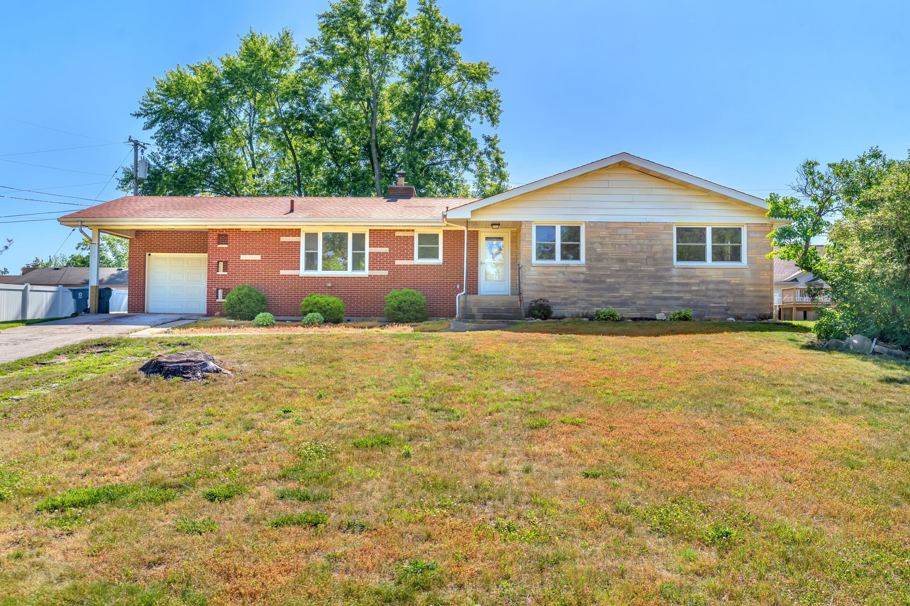 325 Cedar Street NW, DeMotte, IN 46310; Image #1