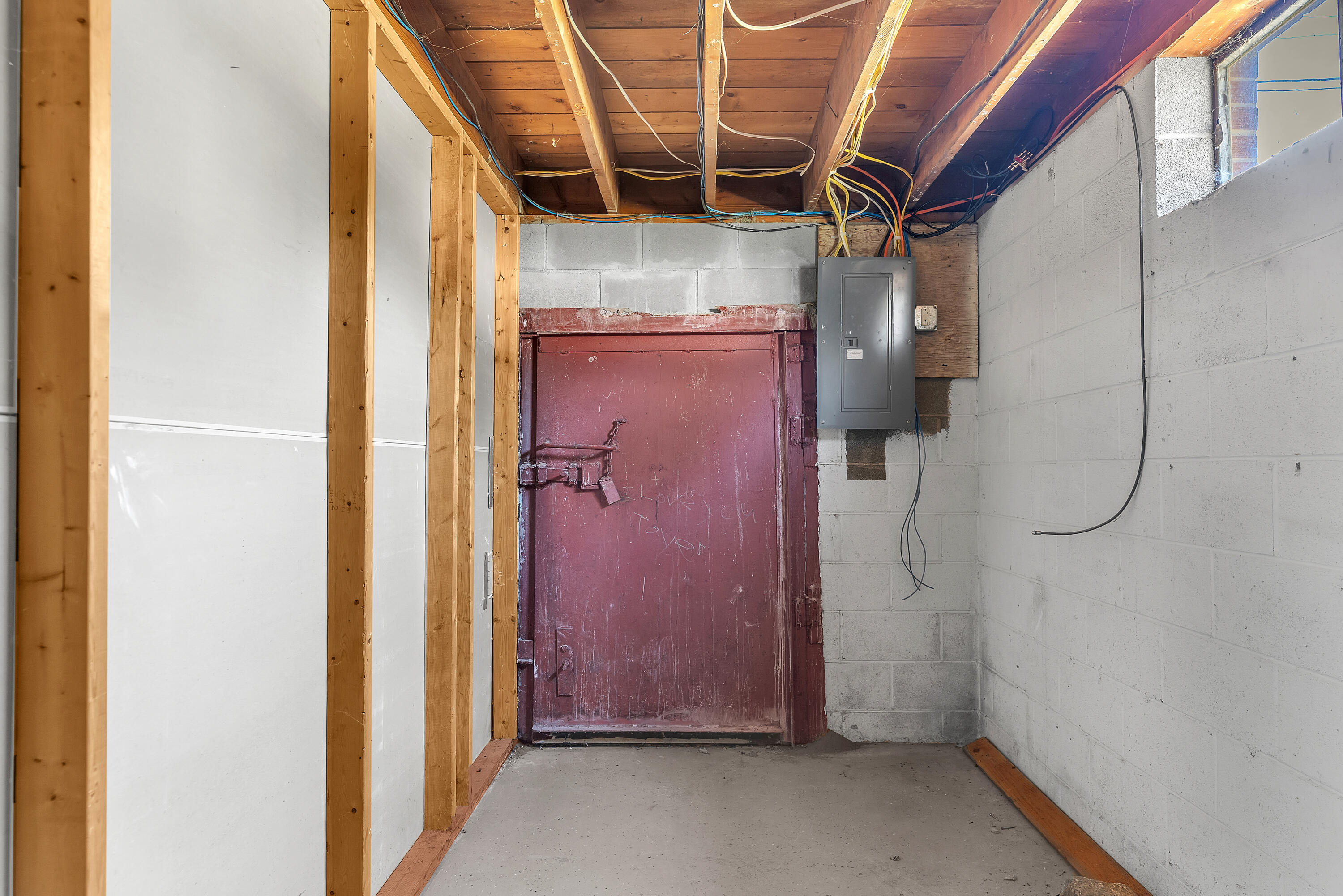 325 Cedar Street NW, DeMotte, IN 46310; Image #24